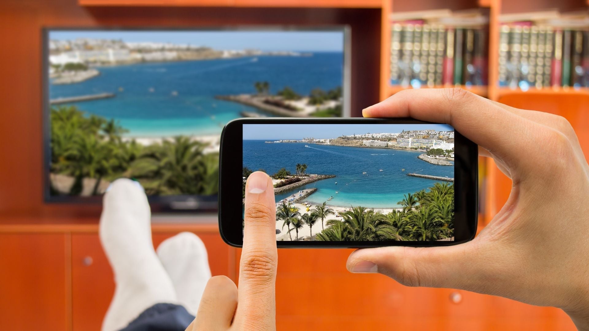 How You Can Use a Smartphone Alongside Your TV