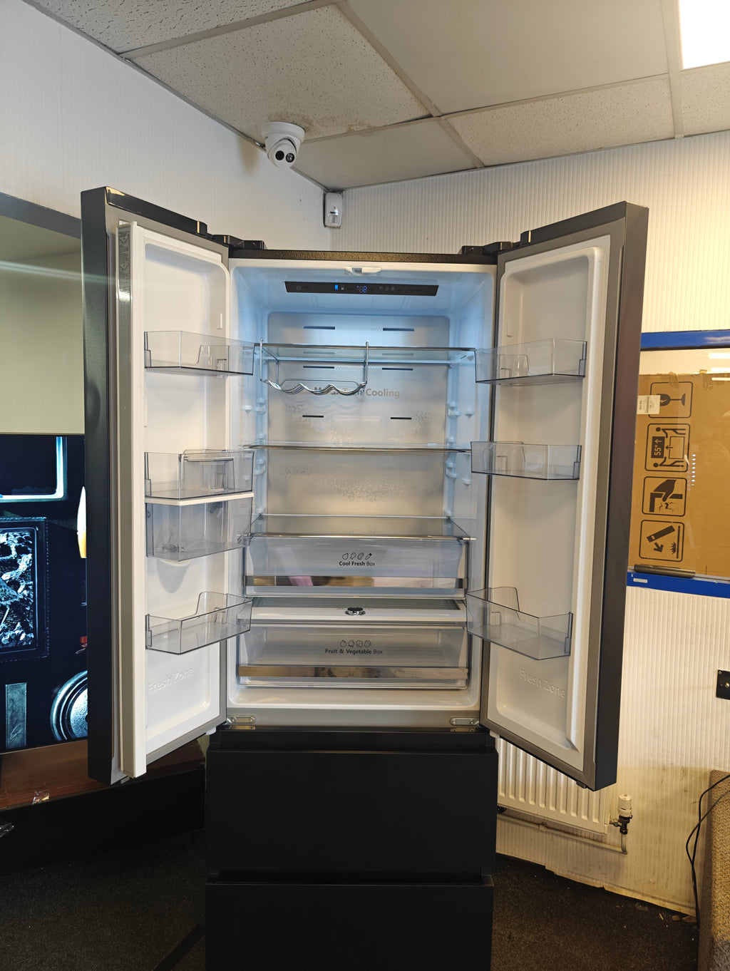HISENSE RF632N4WFE BLACK NARROW AMERICAN FRIDGE FREEZER