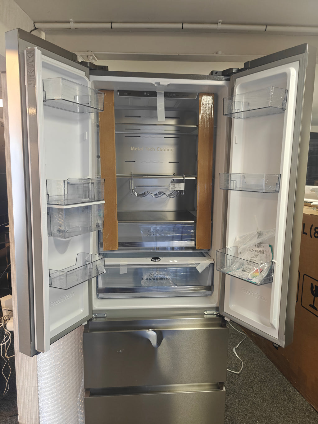 HISENSE RF632N4WIE SILVER NARROW AMERICAN FRIDGE FREEZER