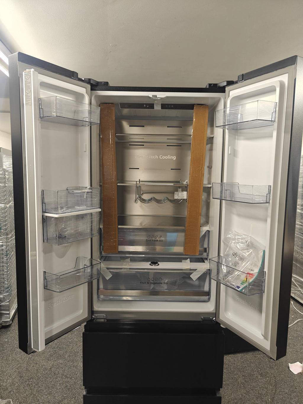 HISENSE RF632N4WFE BLACK NARROW AMERICAN FRIDGE FREEZER