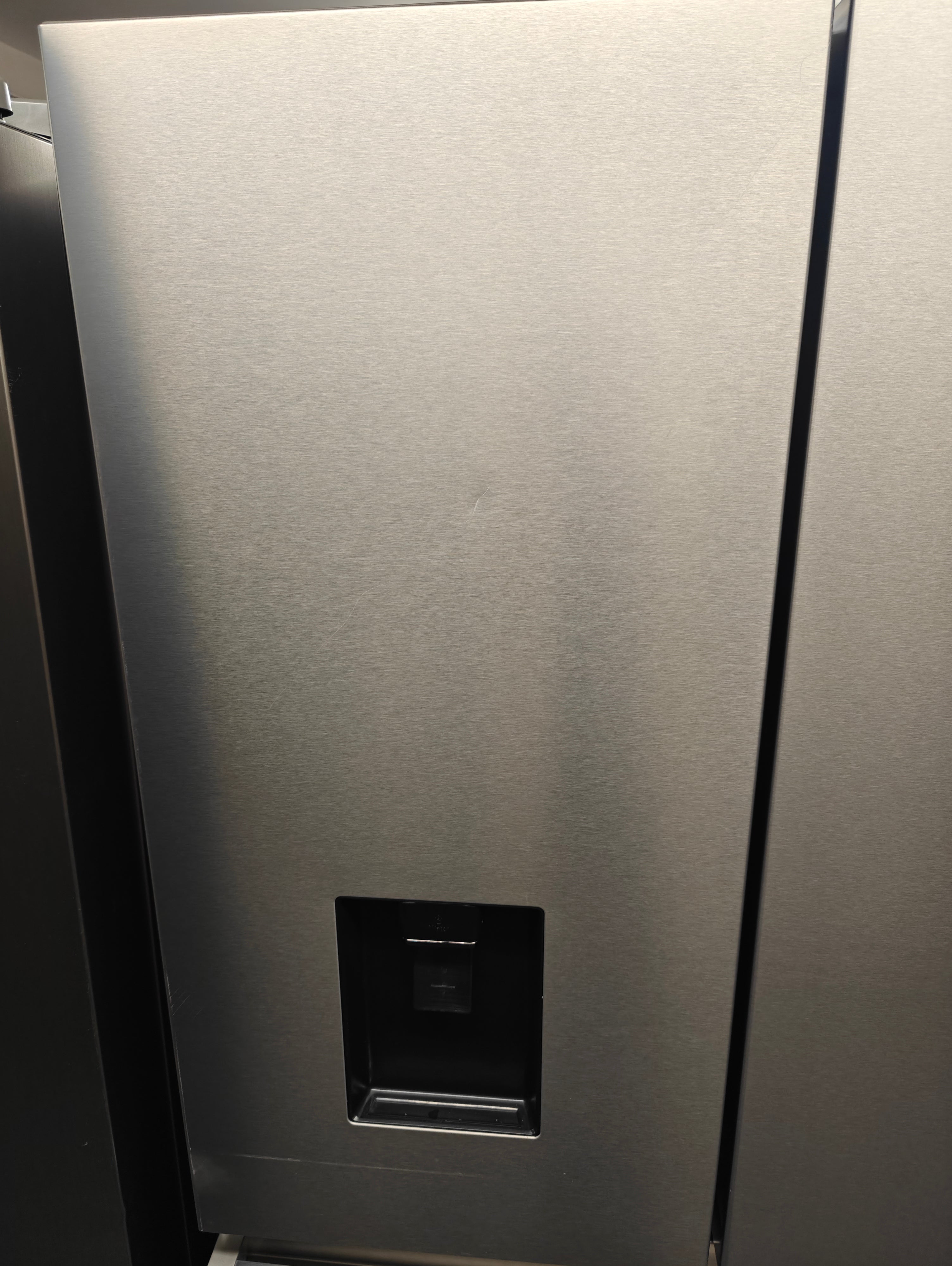 HISENSE RF749N4SWSE PUREFLAT AMERICAN FRIDGE FREEZER - STAINLESS STEEL - Electronic World TV