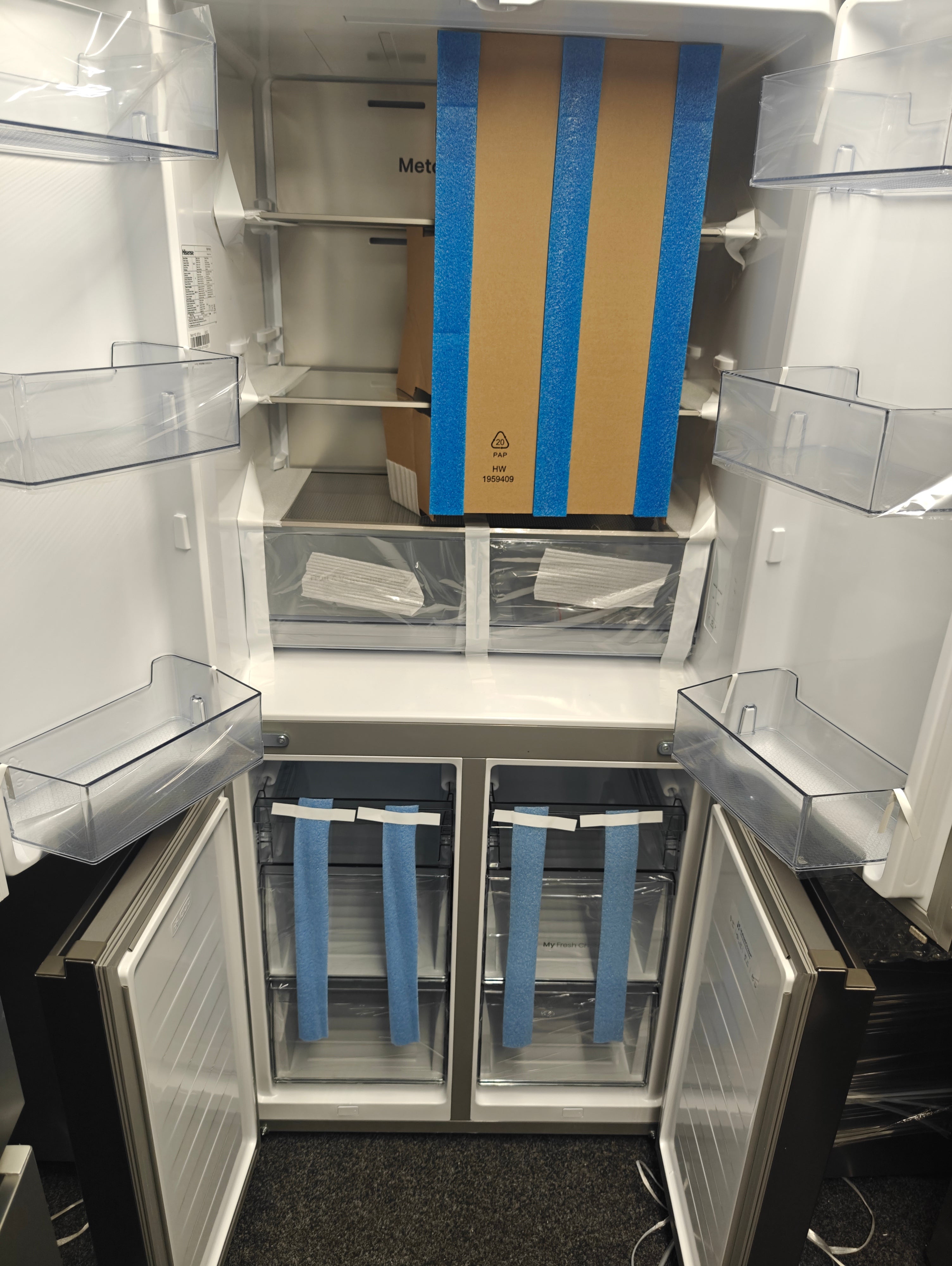 HISENSE RQ5P470SAID PUREFLAT AMERICAN FRIDGE FREEZER - STAINLESS STEEL - Electronic World TV