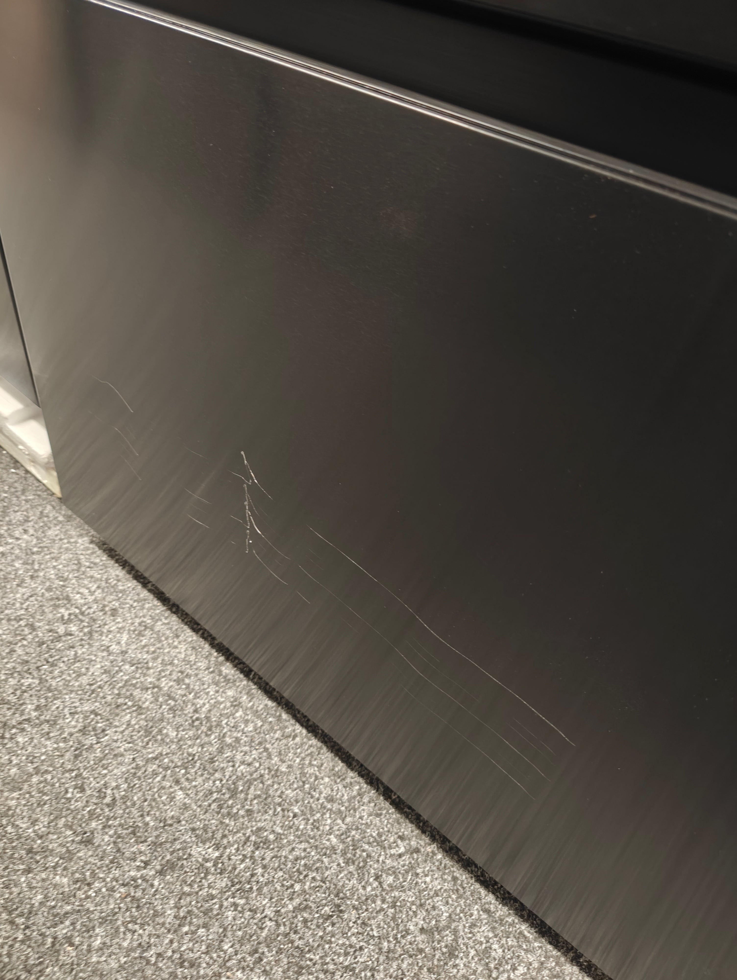 HISENSE RF540N4WFE BLACK NARROW PUREFLAT AMERICAN FRIDGE FREEZER.  . - Electronic World TV