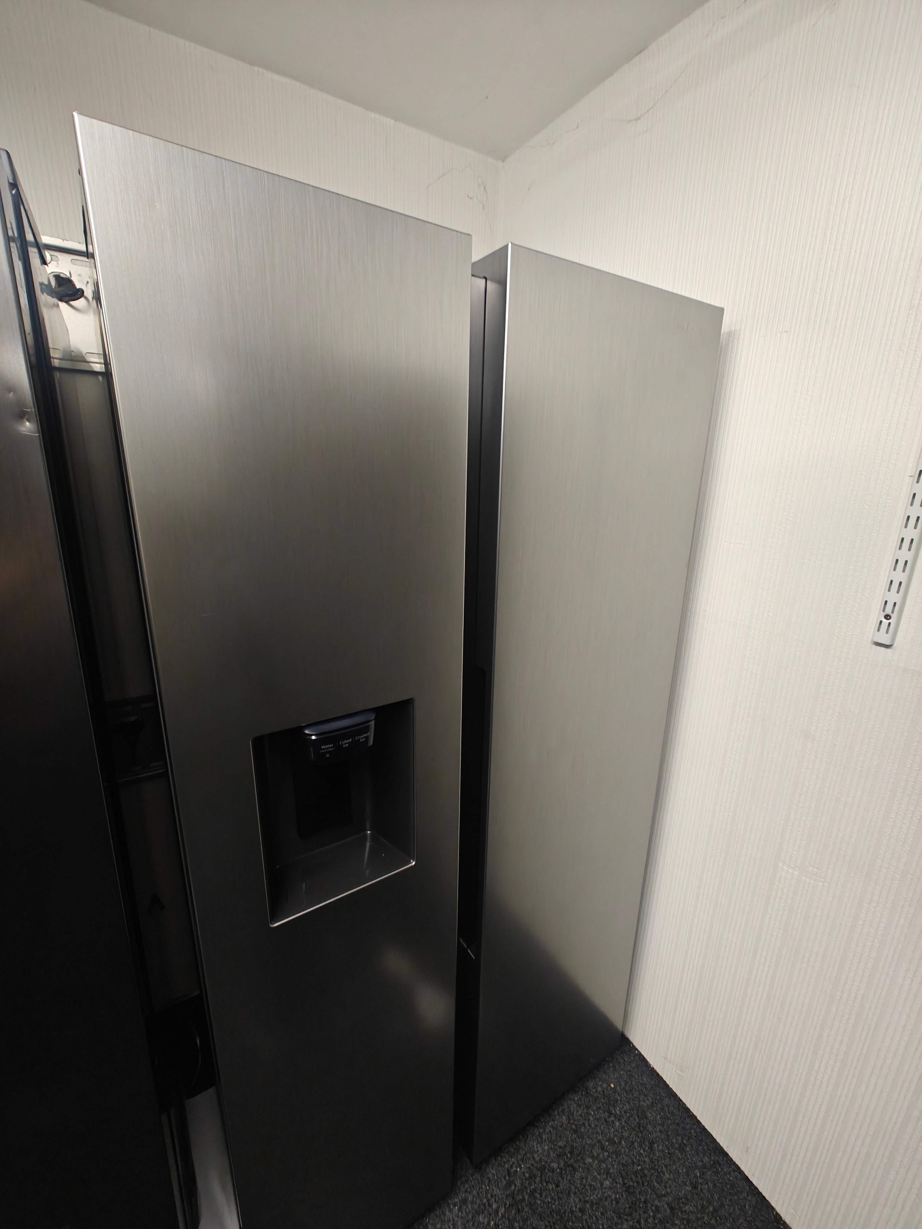 SAMSUNG RS68CG883DS9EU SPACEMAX AMERICAN FRIDGE FREEZER - STAINLESS STEEL. - Electronic World TV