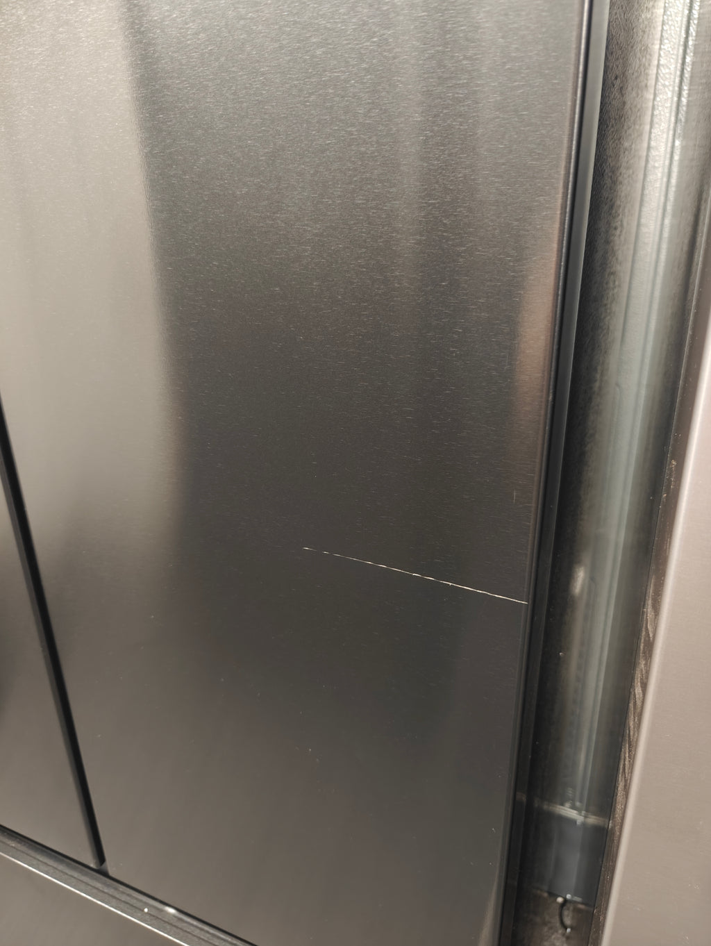 HISENSE RF632N4WFE BLACK NARROW AMERICAN FRIDGE FREEZER