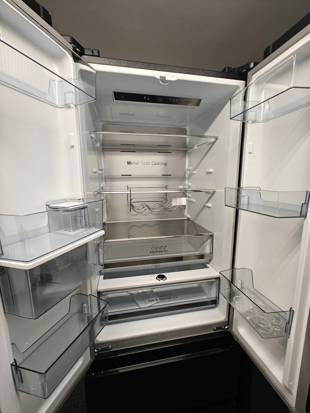 HISENSE RF632N4WFE BLACK NARROW AMERICAN FRIDGE FREEZER