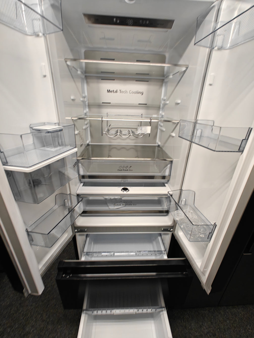 HISENSE RF632N4WFE BLACK NARROW AMERICAN FRIDGE FREEZER