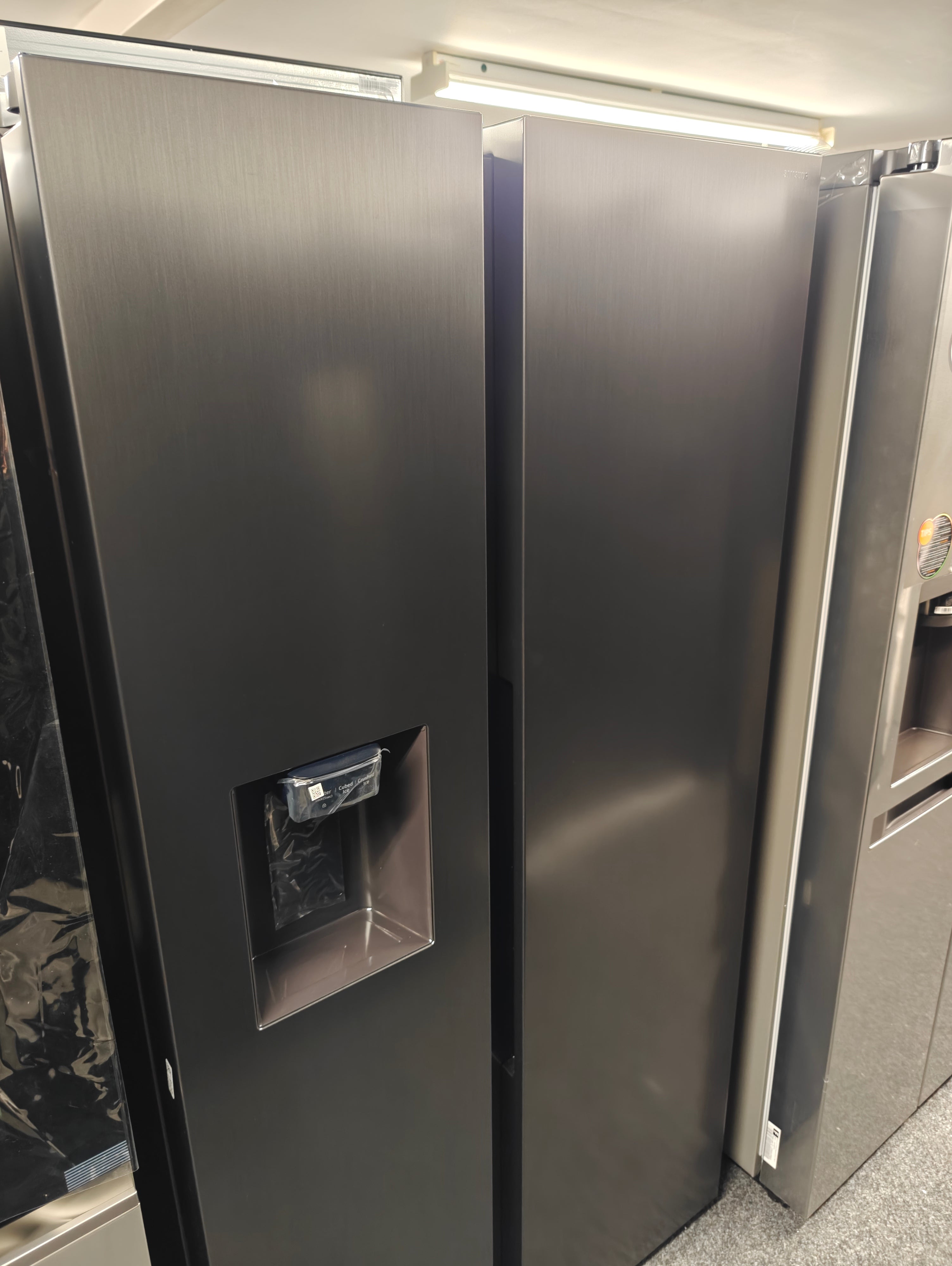 SAMSUNG RS68A884CB1 SPACEMAX AMERICAN FRIDGE FREEZER - STAINLESS STEEL. - Electronic World TV