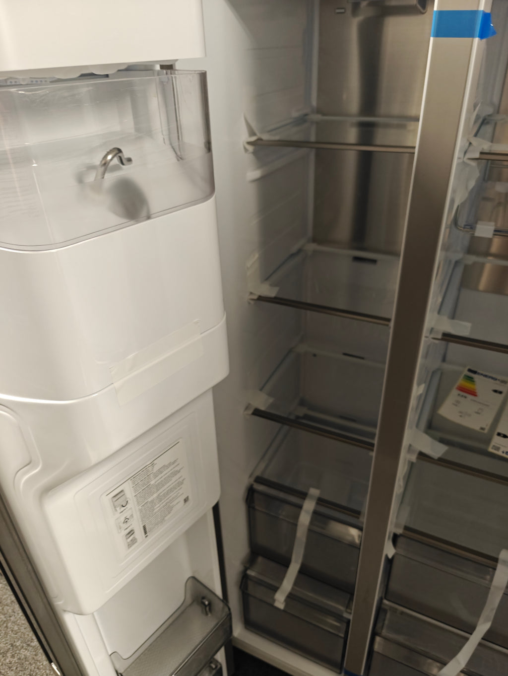 SAMSUNG RS68A884CB1 SPACEMAX AMERICAN FRIDGE FREEZER - STAINLESS STEEL.