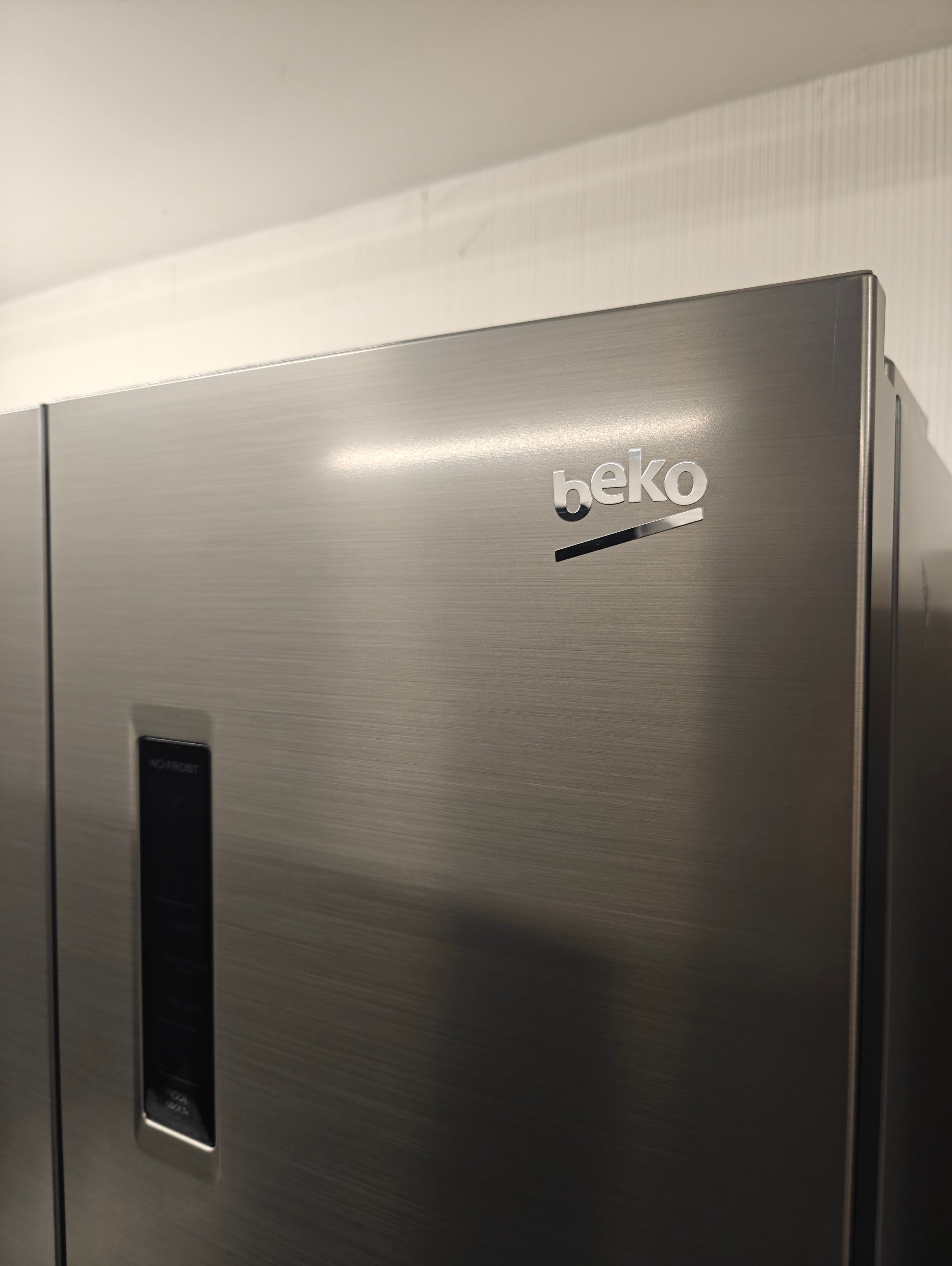 BEKO GN15880VPX PRO HARVEST FRESH AMERICAN FRIDGE FREEZER - Electronic World TV