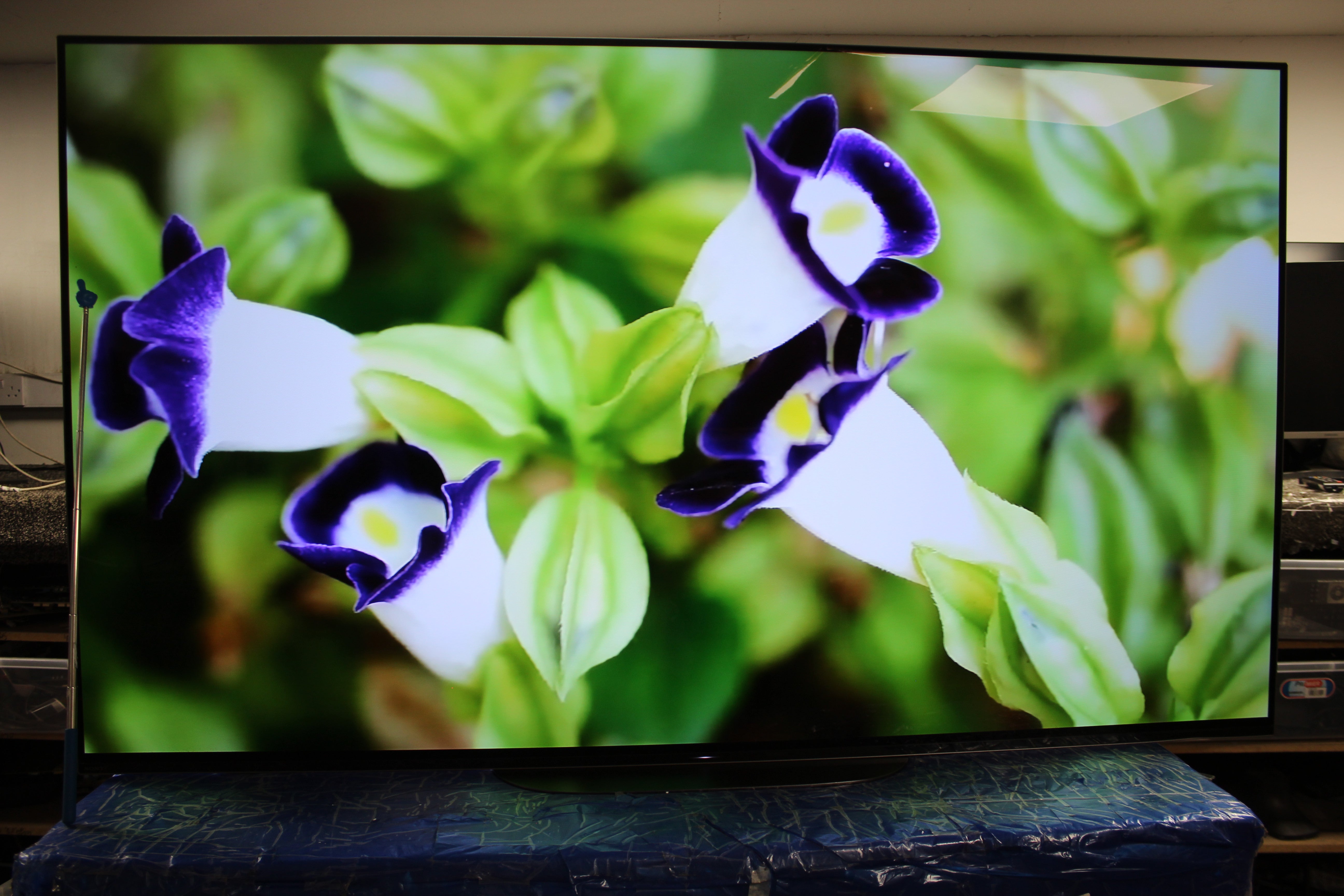 65" Sony KD65AF8BU 4K Ultra HD HDR Smart Android OLED TV