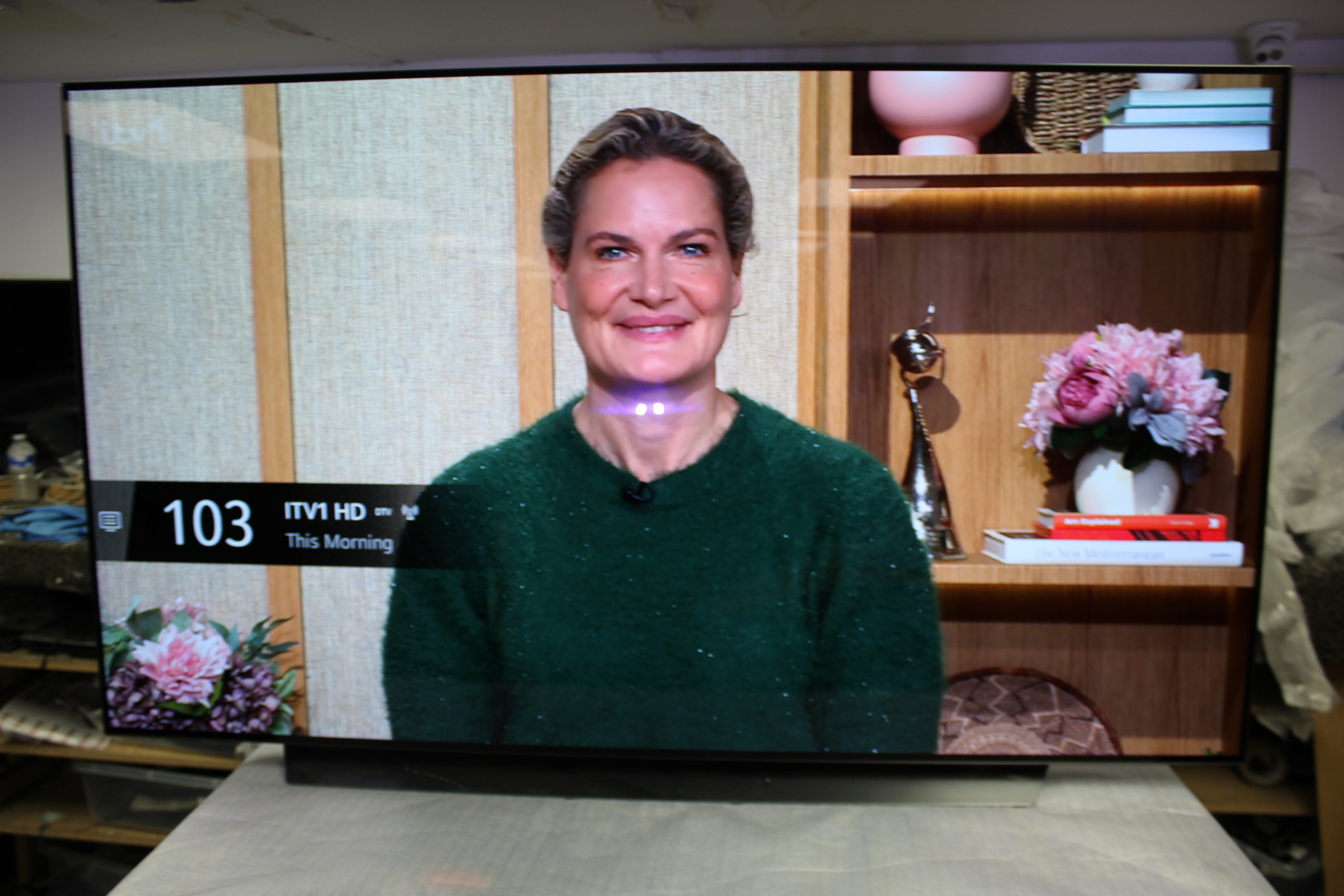 65" LG OLED65CX6LA 4K HDR Smart OLED TV