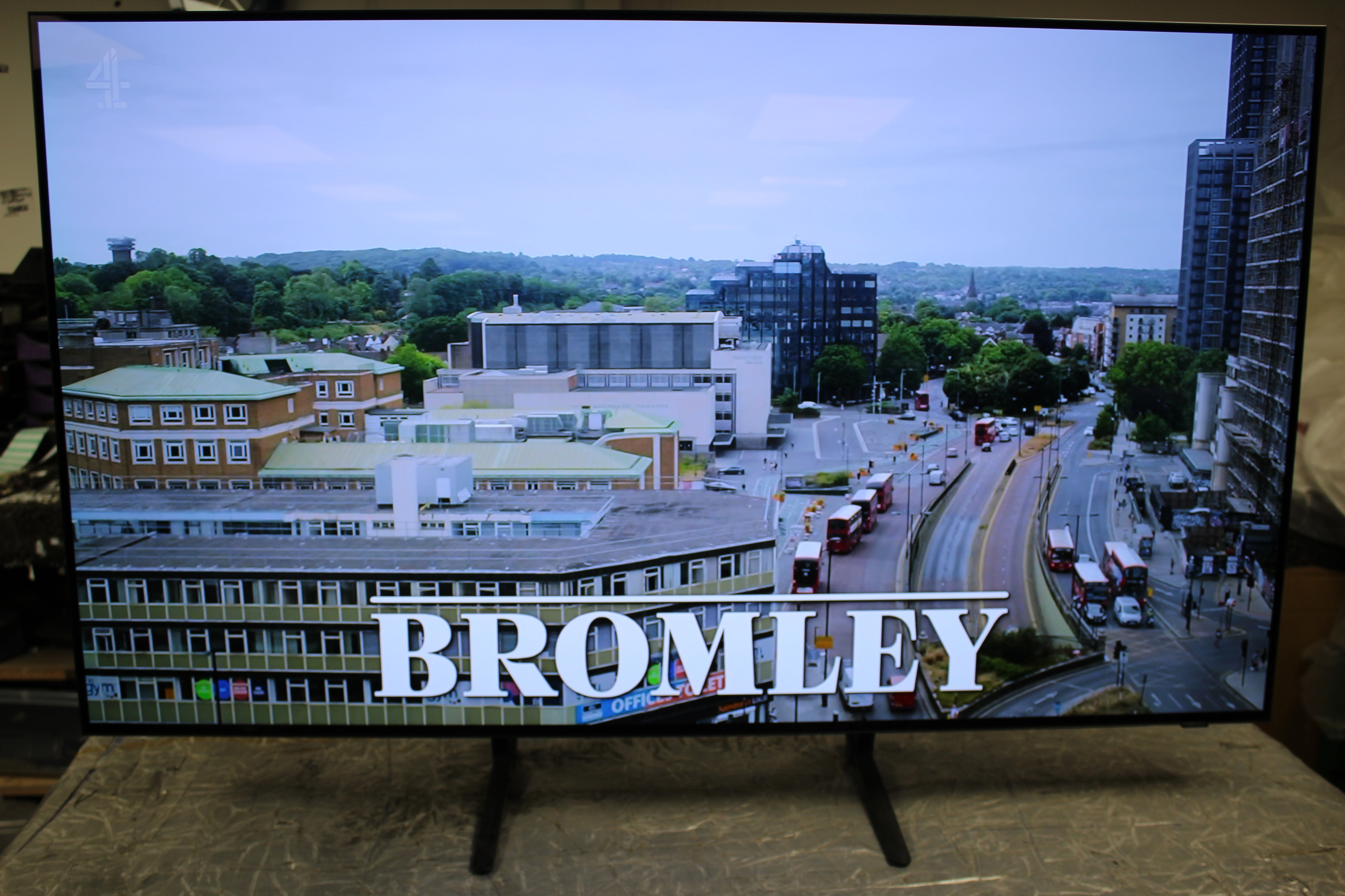 48" Samsung QE48S90FAEXXU Vision AI Flagship 4K HDR OLED TV