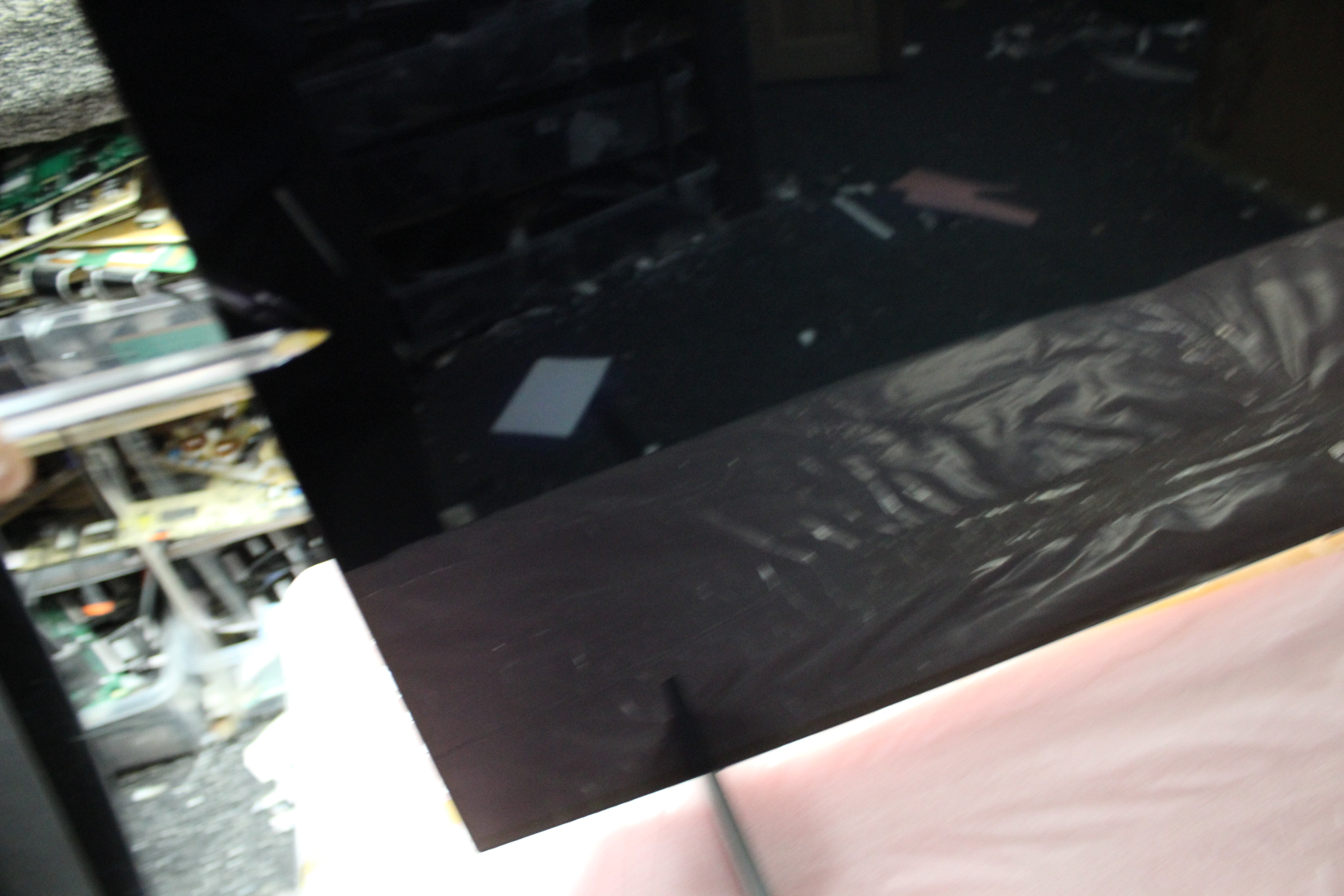 42" LG Evo OLED42C44LA 4K HDR Smart OLED TV - Electronic World TV