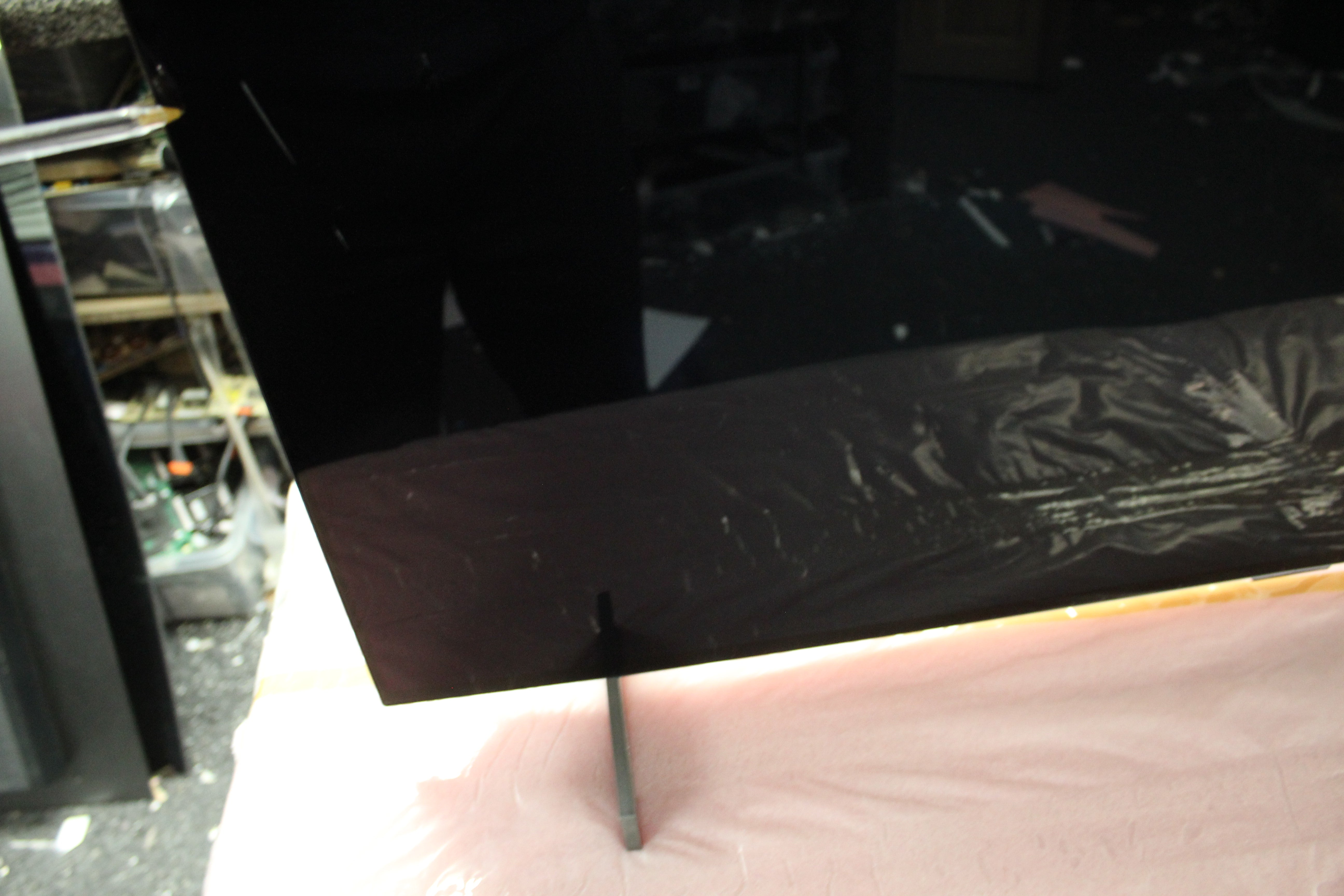 42" LG Evo OLED42C44LA 4K HDR Smart OLED TV - Electronic World TV