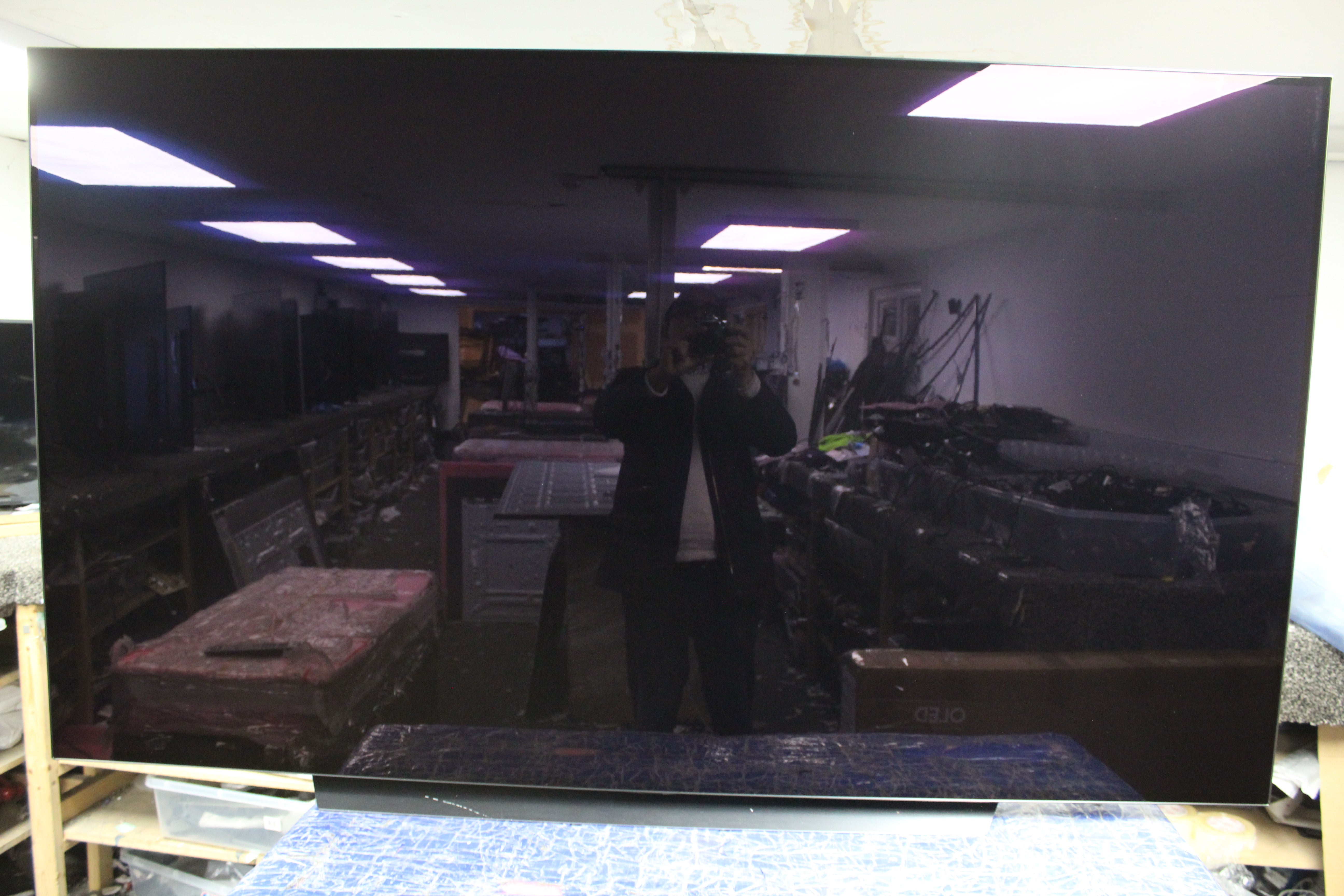 77" LG OLED77C14LB 4K HDR Smart OLED TV