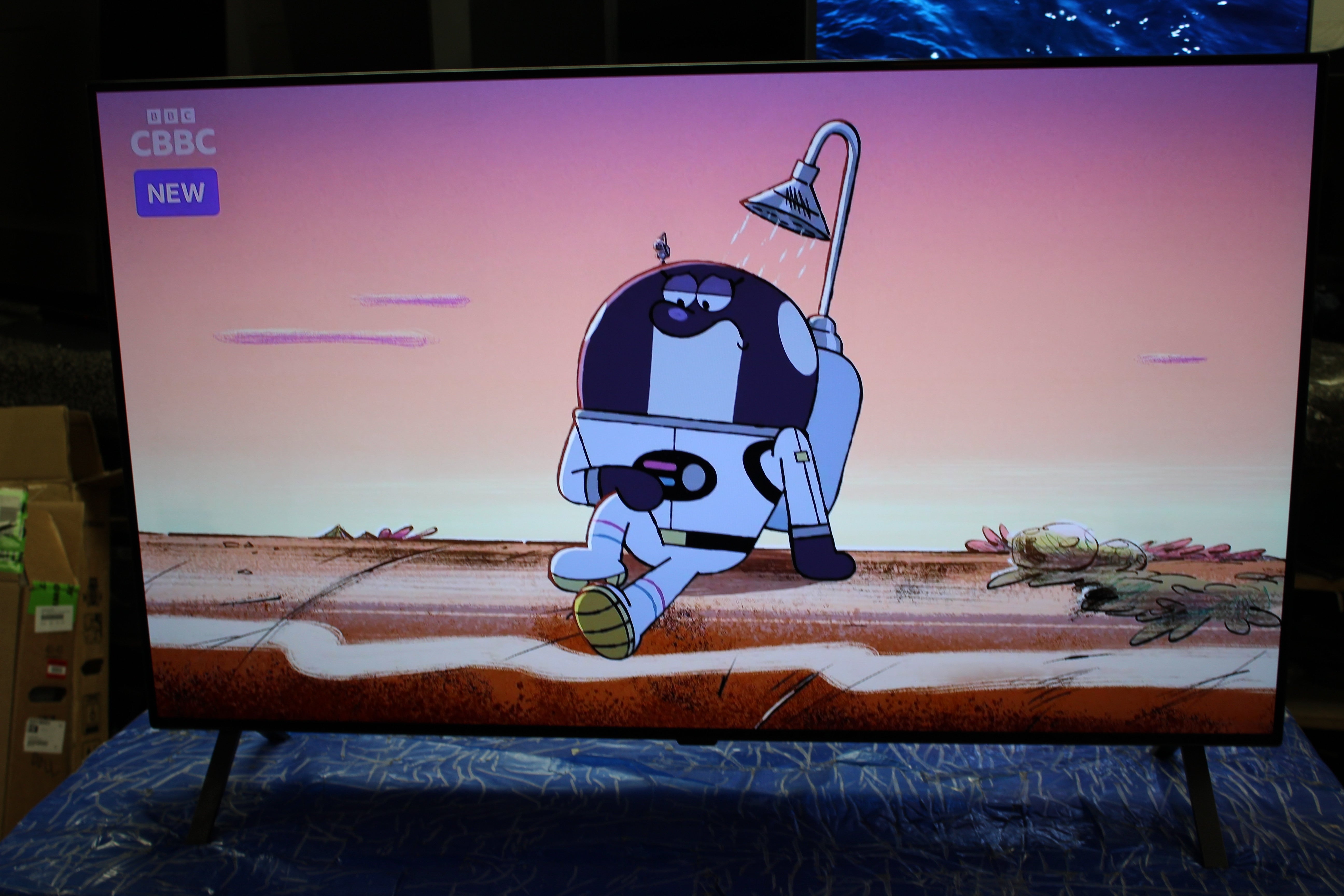 48" LG OLED48B56LA 4K HDR Smart OLED TV
