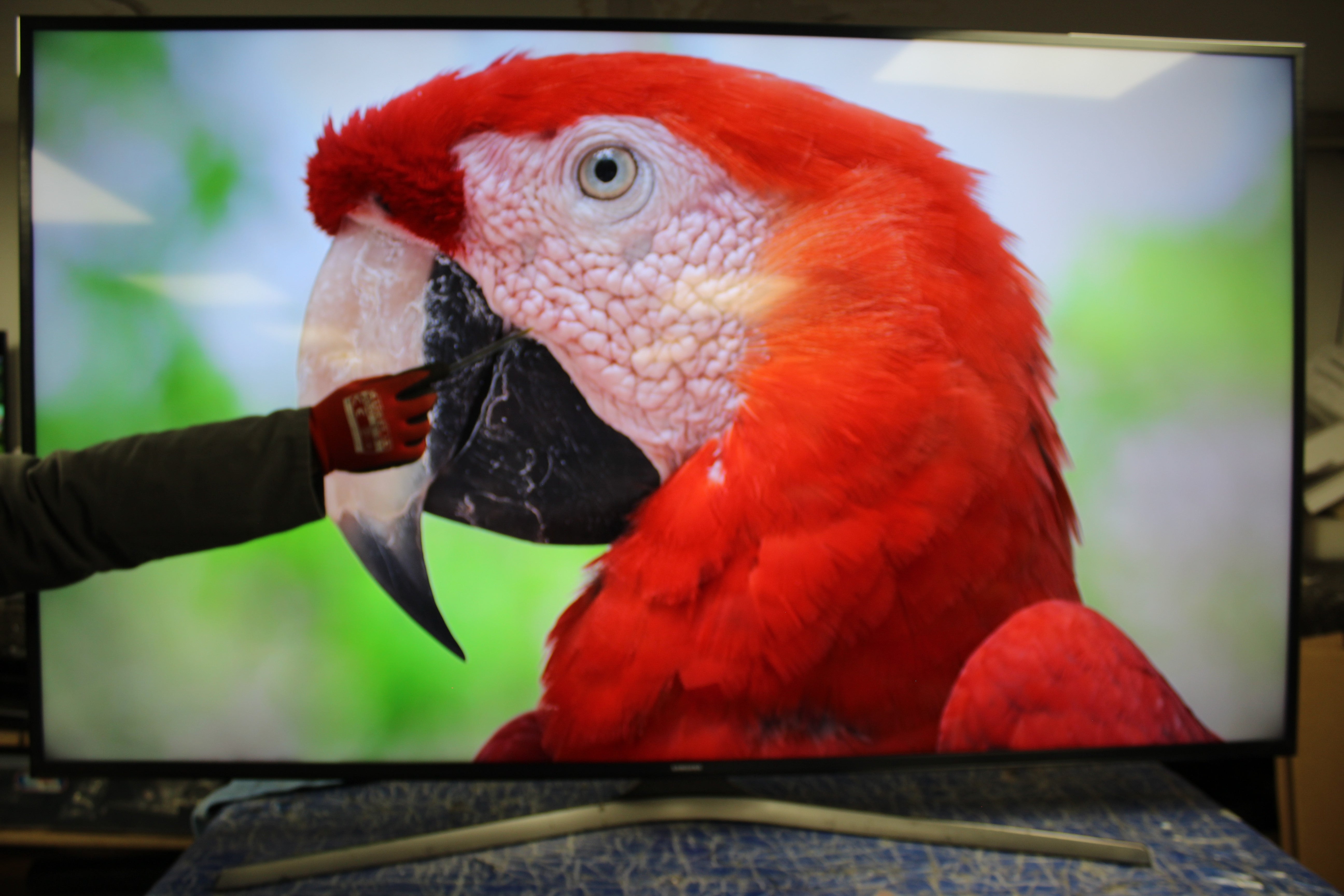 65 Samsung UE65KU6020 4K HDR Smart LED TV