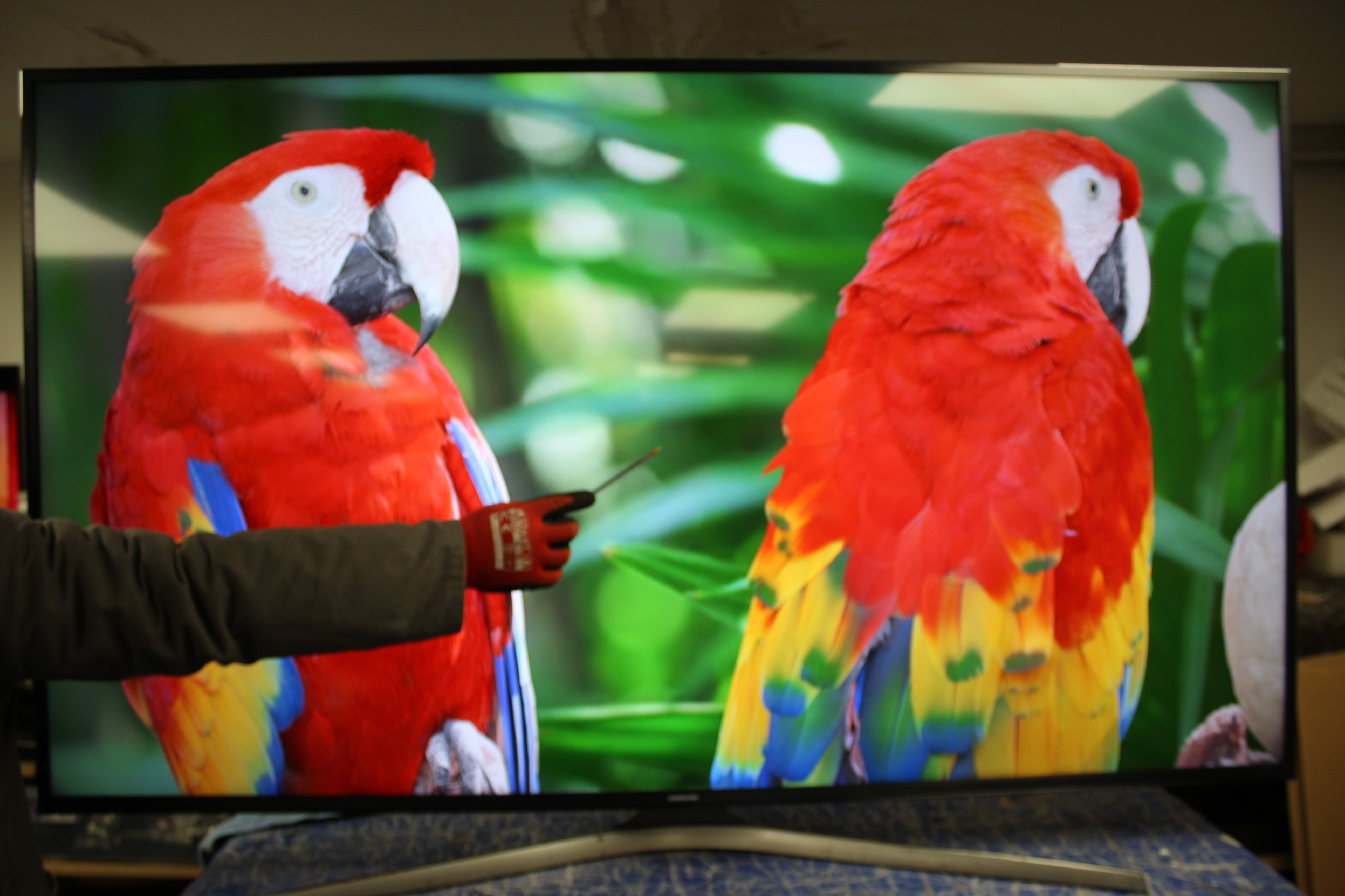 65 Samsung UE65KU6020 4K HDR Smart LED TV