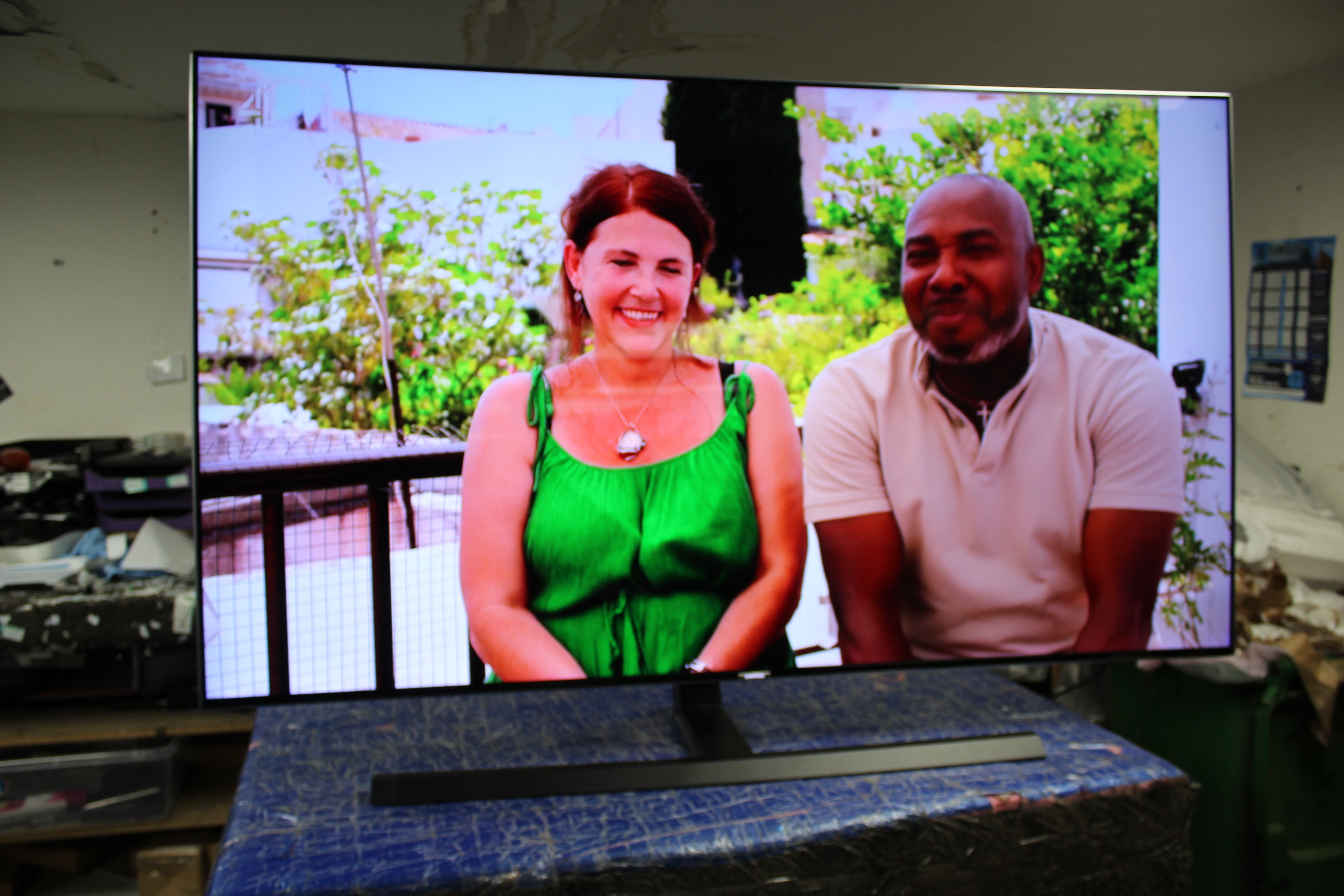 65" Samsung UE65KS9000 Quantum Dot Curved 4K HDR Smart LED TV - Electronic World TV