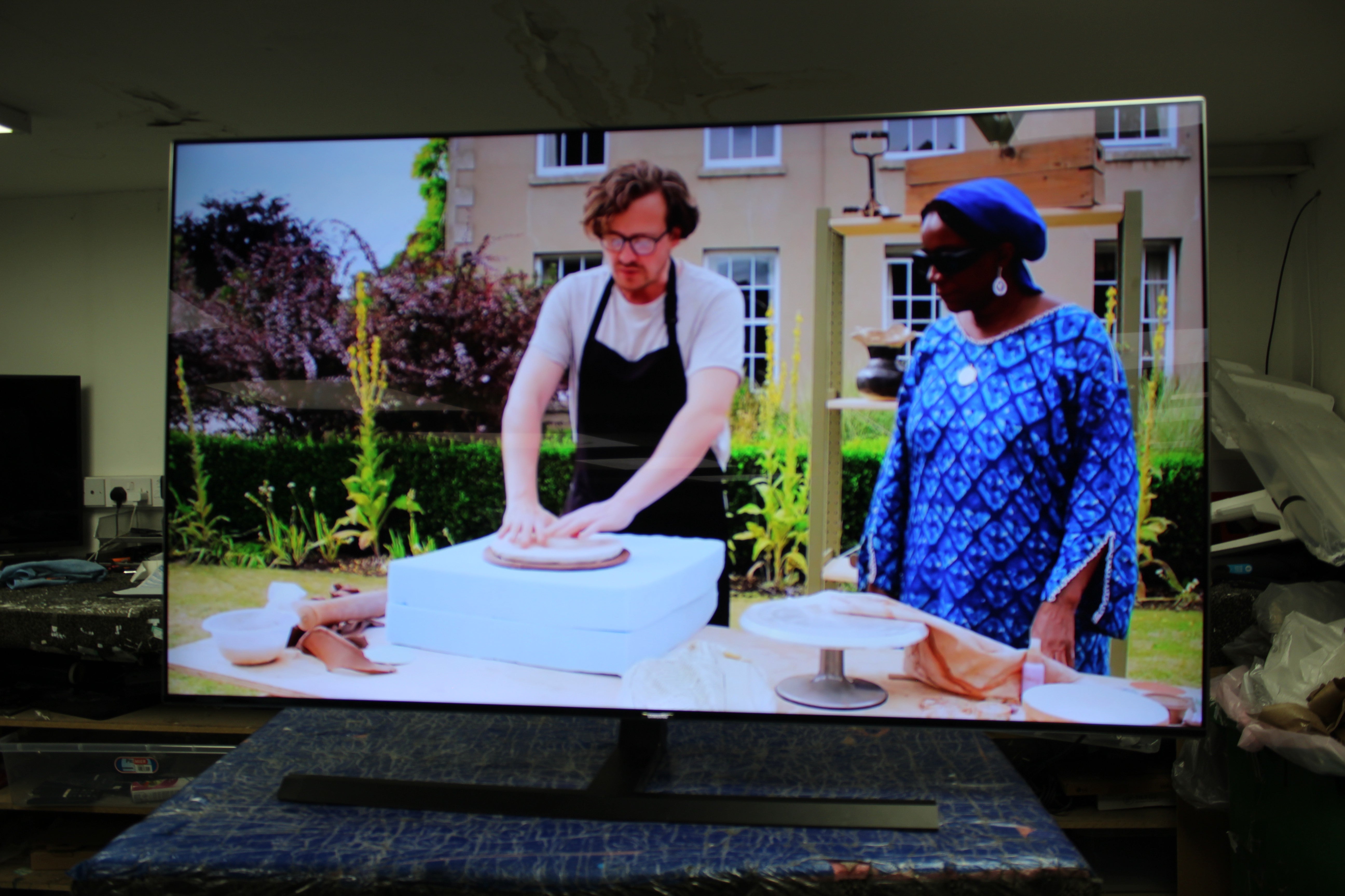 65" Samsung UE65KS9000 Quantum Dot Curved 4K HDR Smart LED TV - Electronic World TV