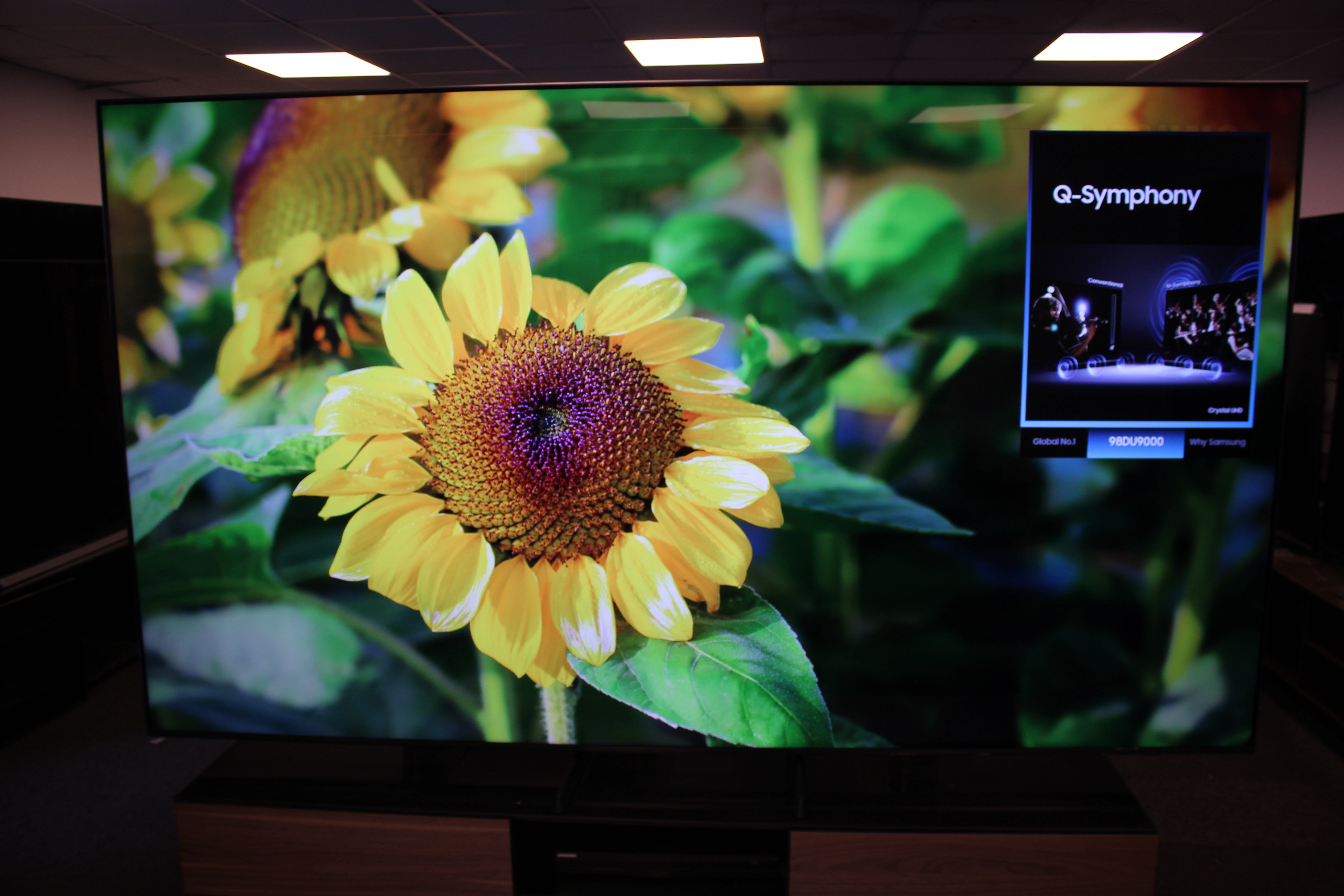 98" Samsung UE98DU9000 Crystal 4K HDR Smart LED TV