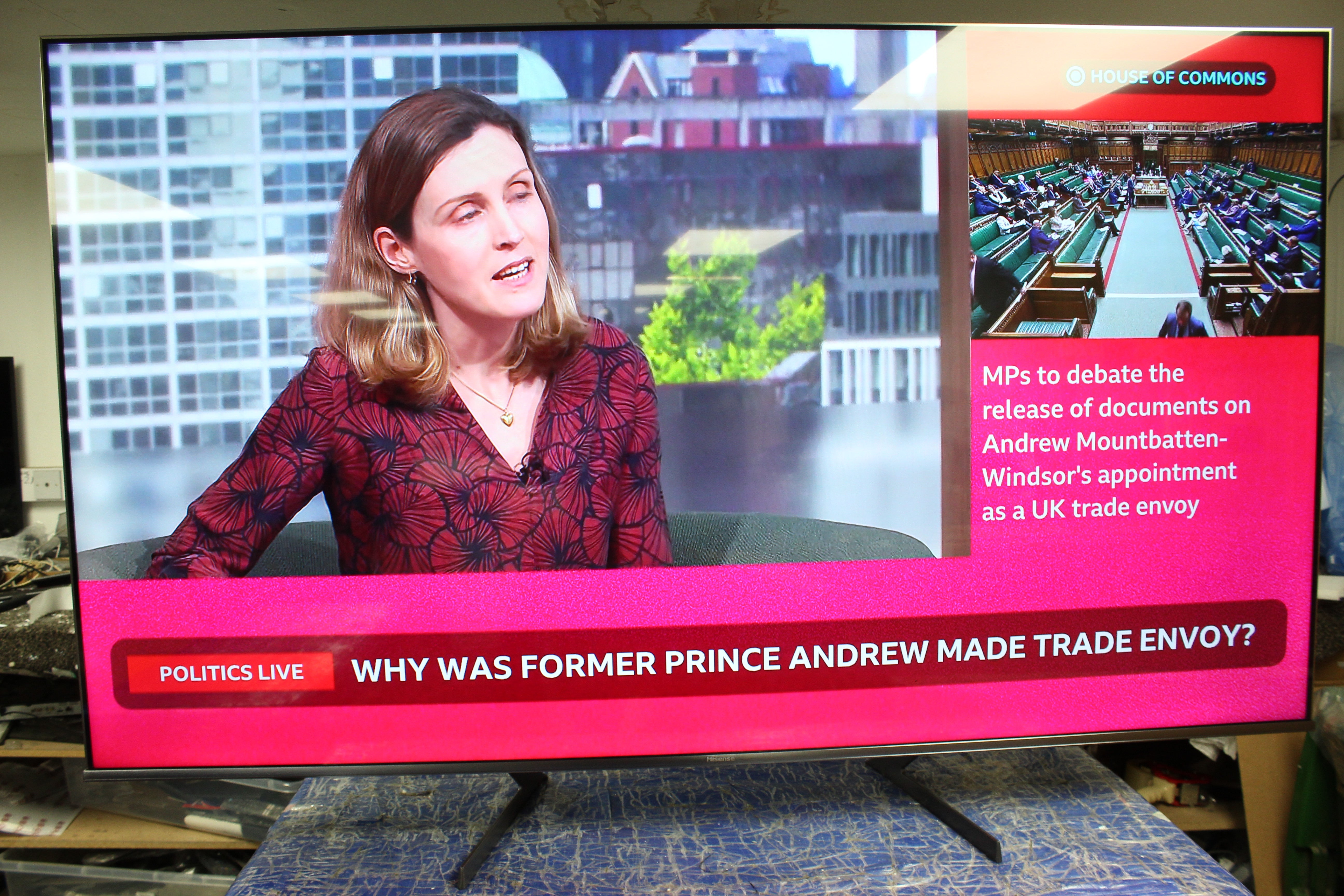 75" Hisense 75A7HQTUK 4K HDR Smart QLED TV