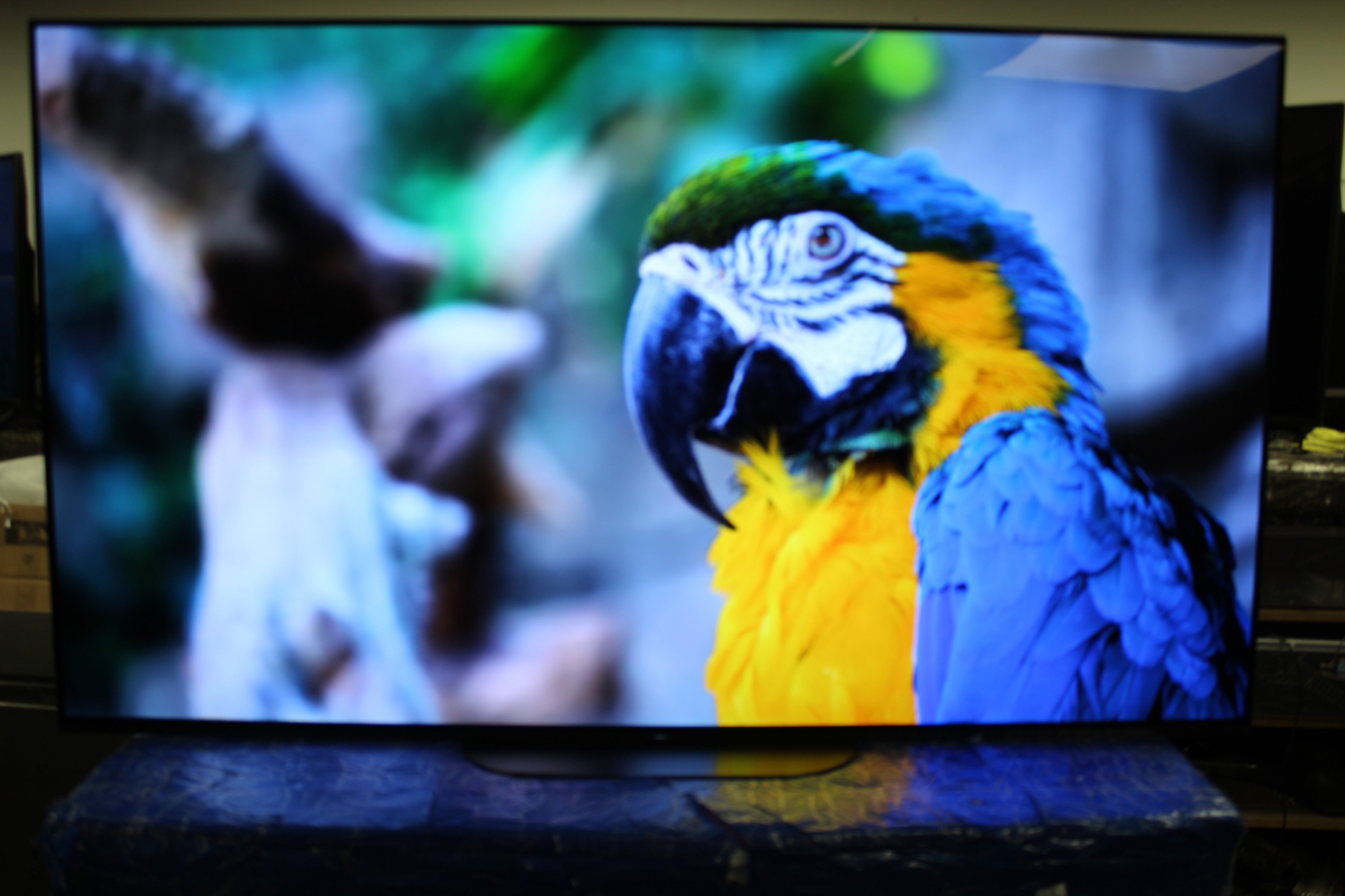 65" Sony KD65AG9BU Master Series 4K HDR Android Smart OLED TV