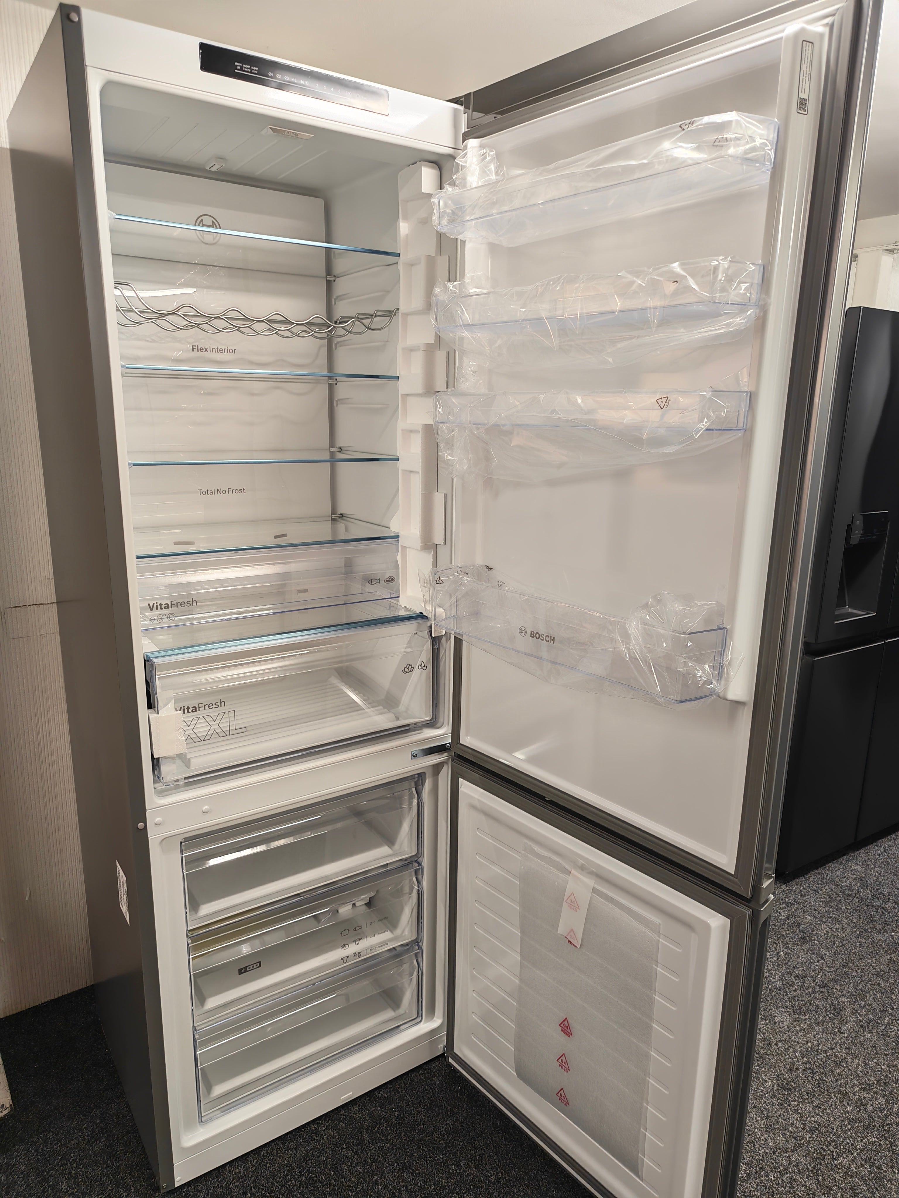 Bosch KGN492LDFG 70/30 Fridge Freezer - Stainless Steel