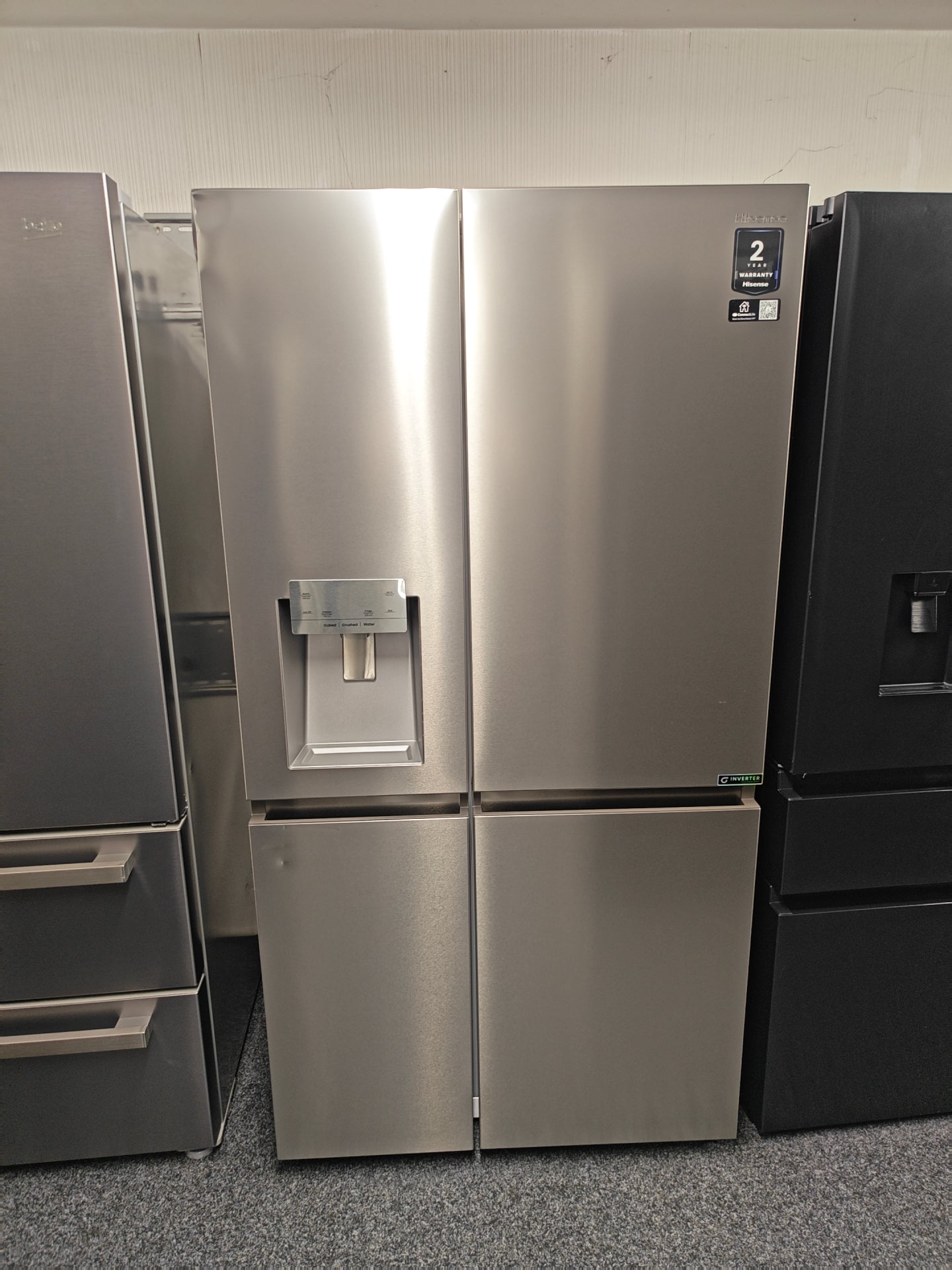 HISENSE RS818N4TIE Stainless Steel American Fridge Freezer