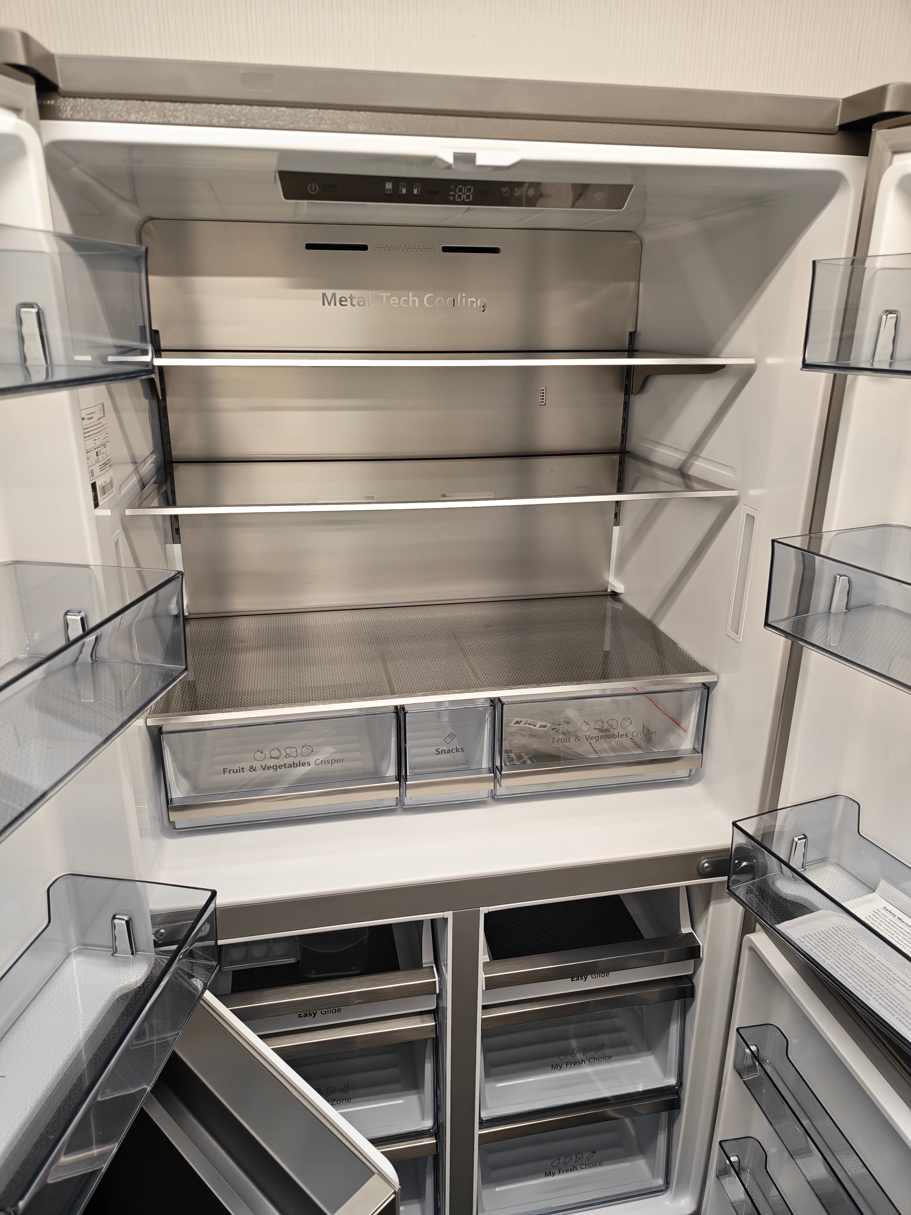 Hisense RQ758N4SASE PureFlat Smart American Fridge Freezer - Stainless Steel