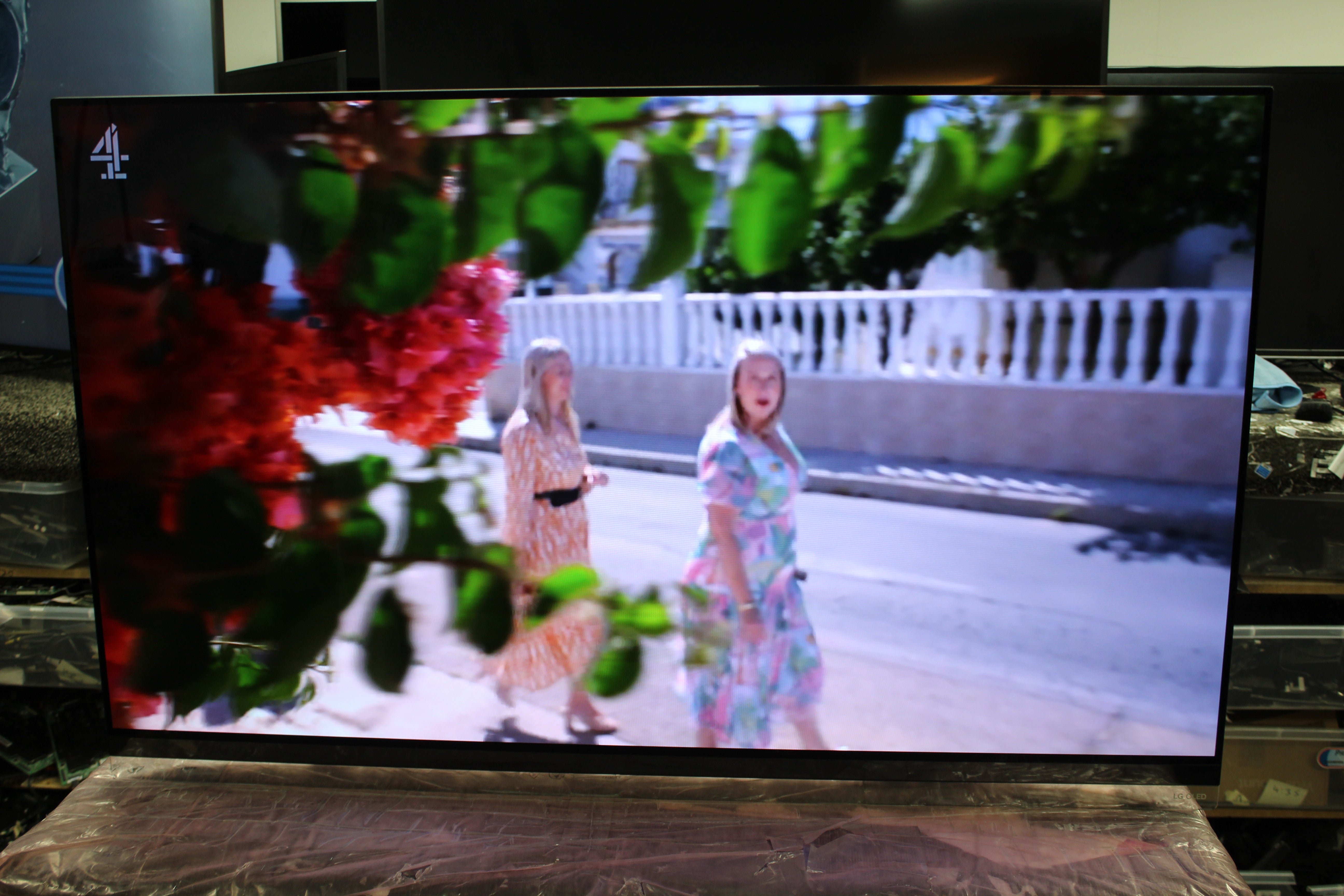 55" LG OLED55E9PLA 4K Ultra HD HDR Smart OLED TV - Electronic World TV