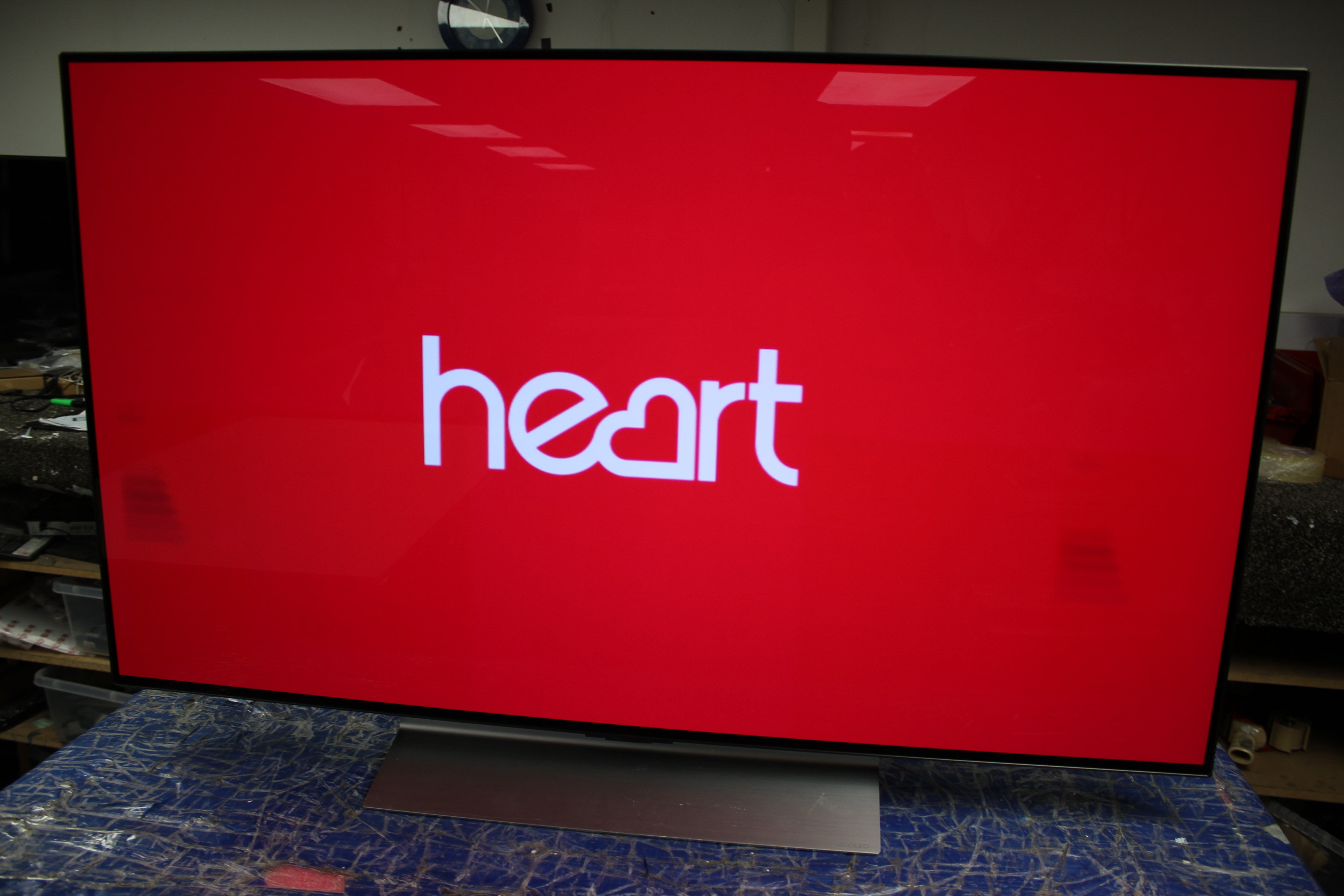 48" LG Evo OLED48C44LA 4K HDR Smart Evo OLED TV