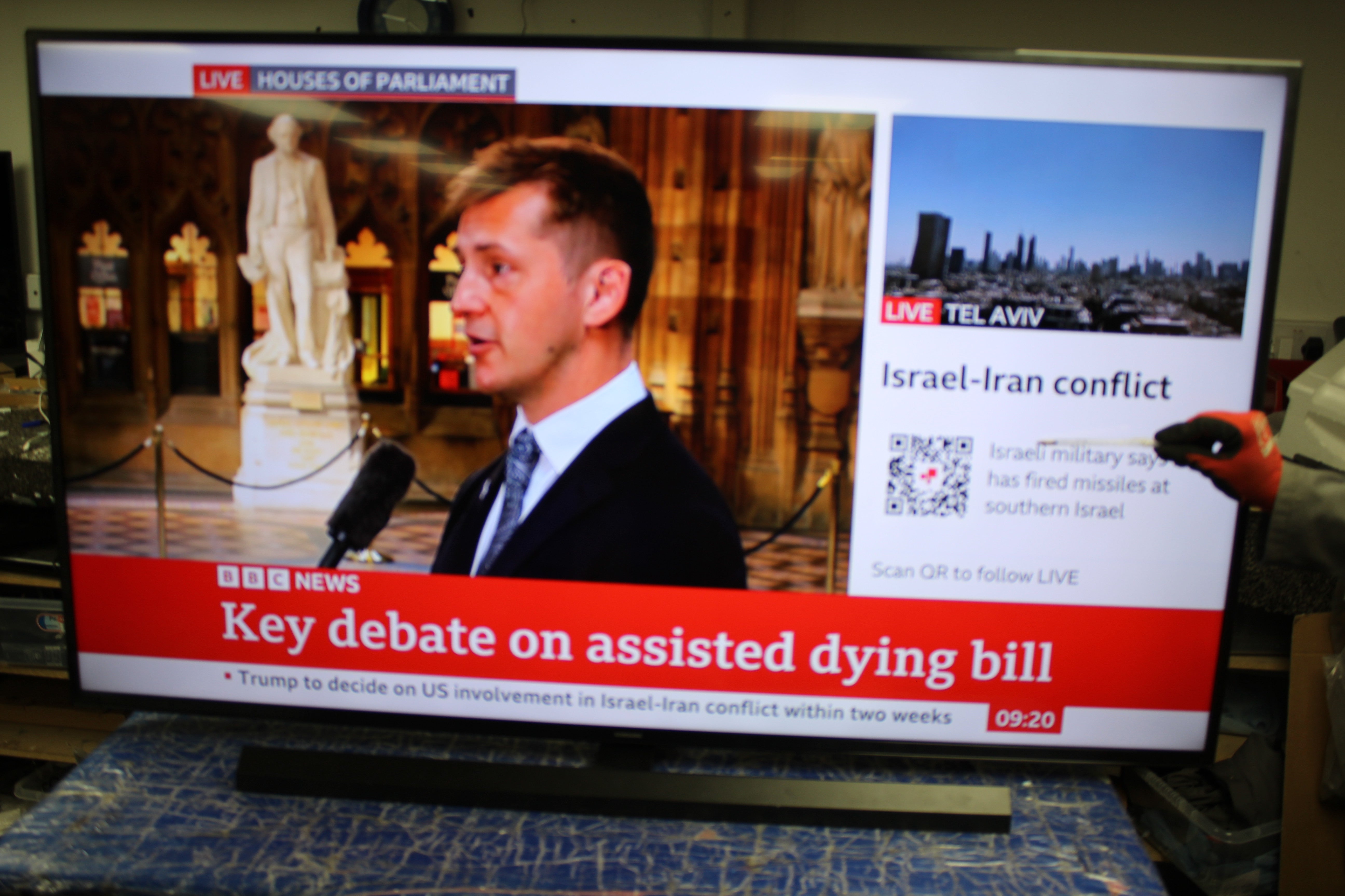 60" Samsung UE60JU6000 4K Smart LED TV - Electronic World TV