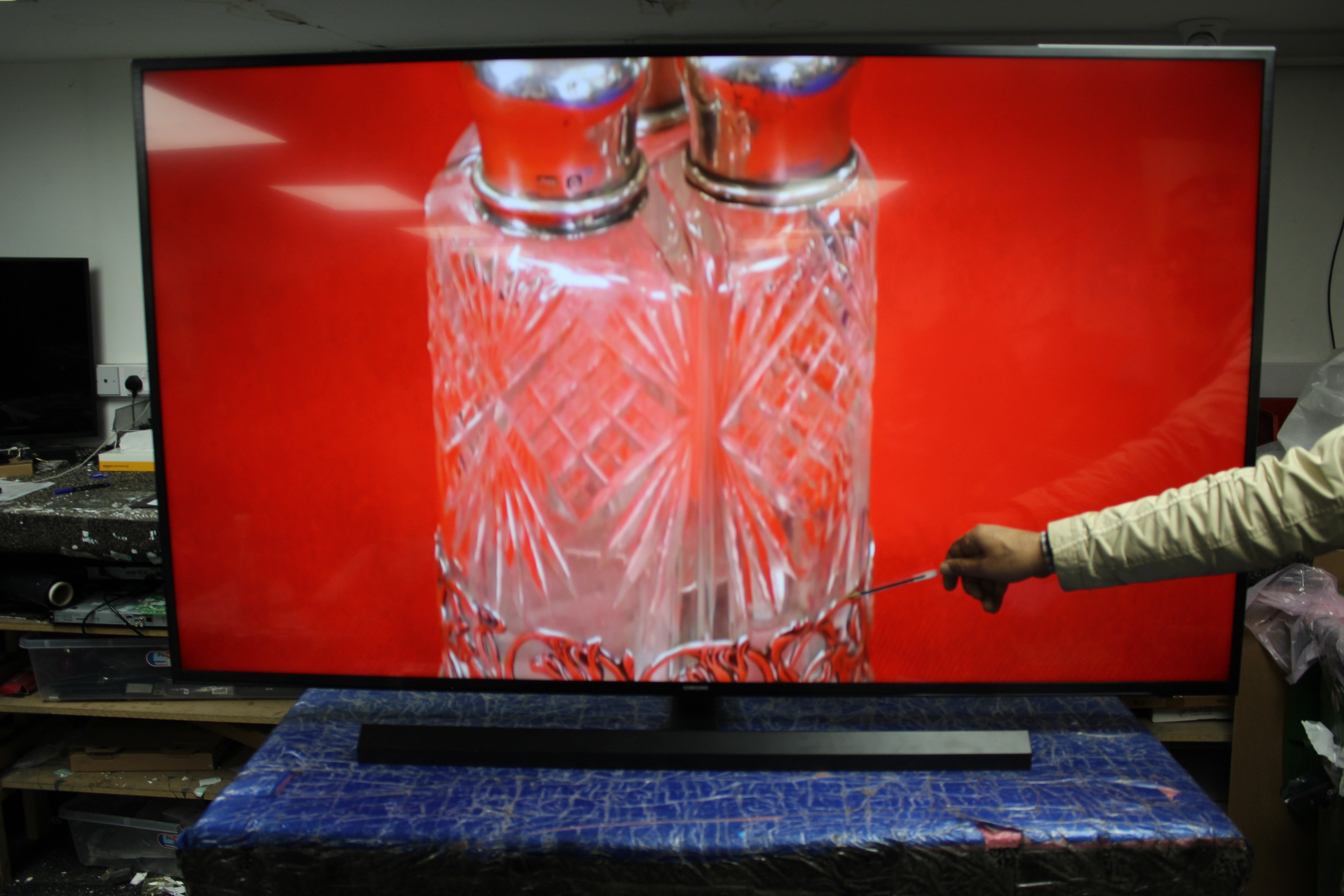 65" Samsung UE65MU6120 4K HDR Smart LED TV - Electronic World TV