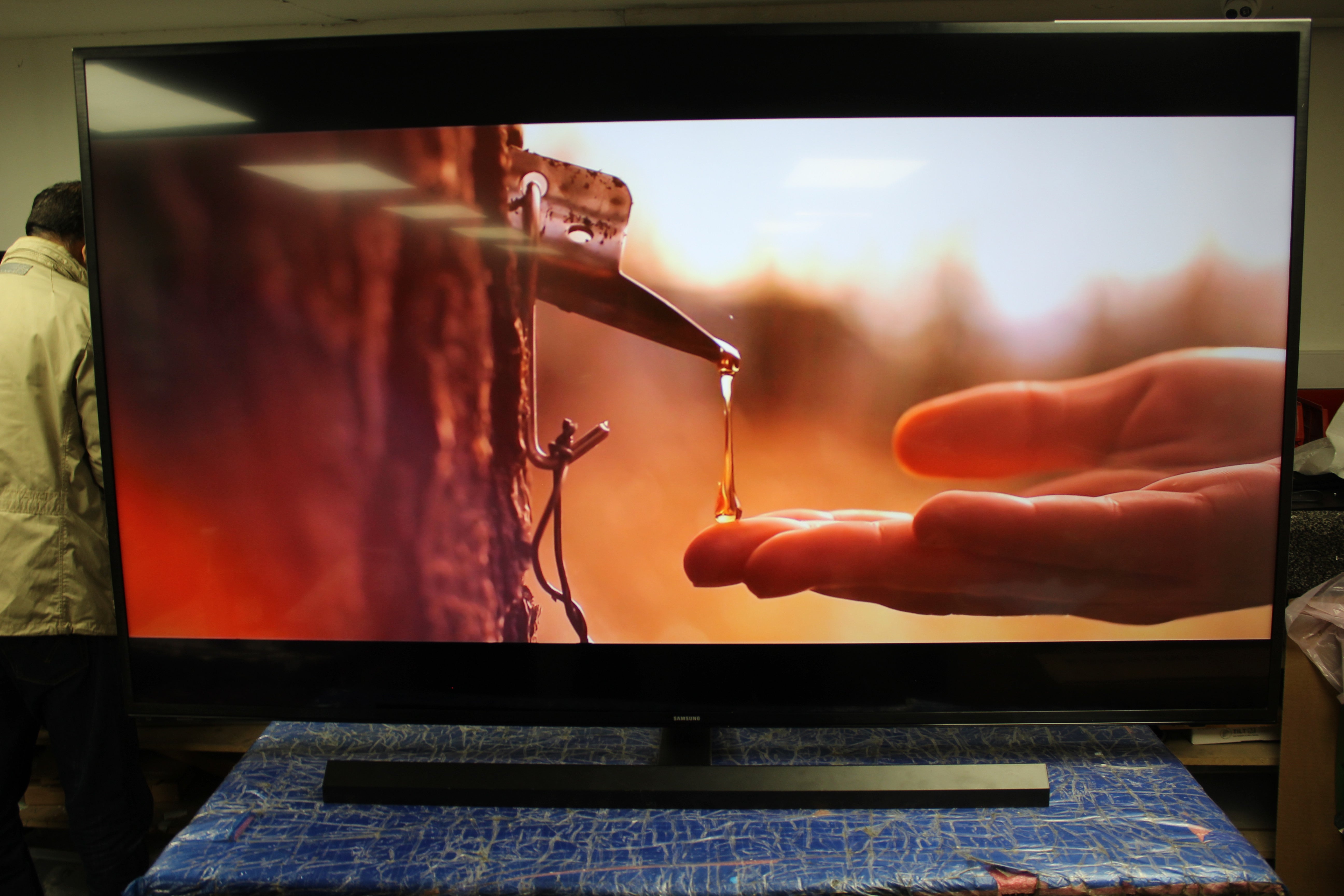 65" Samsung UE65MU6120 4K HDR Smart LED TV - Electronic World TV