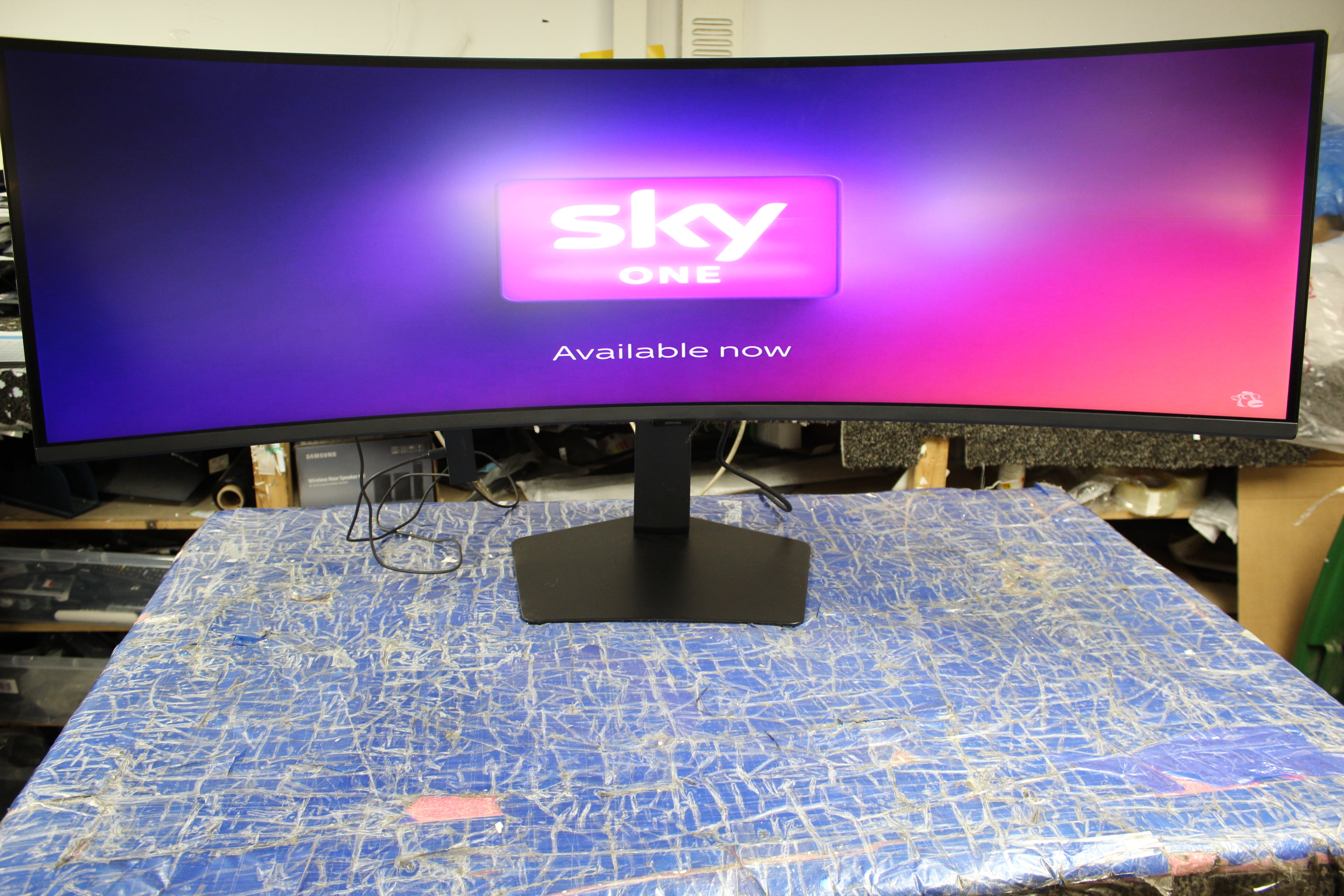 49" Samsung Odyssey LS49FG910 Curved 4K 144Hz Gaming Monitor TV