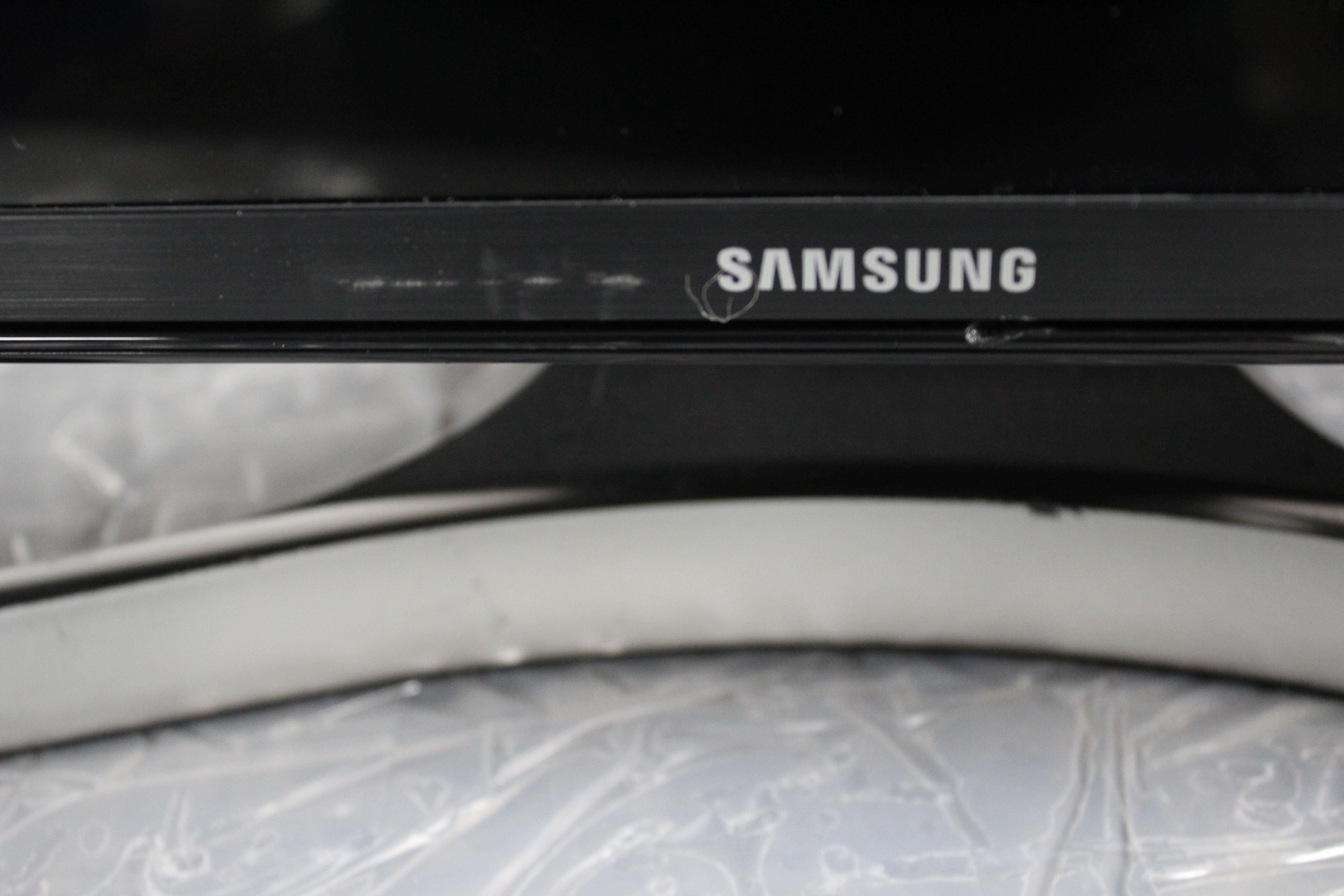 55" Samsung UE55MU6100 4K Ultra HD HDR Smart LED TV