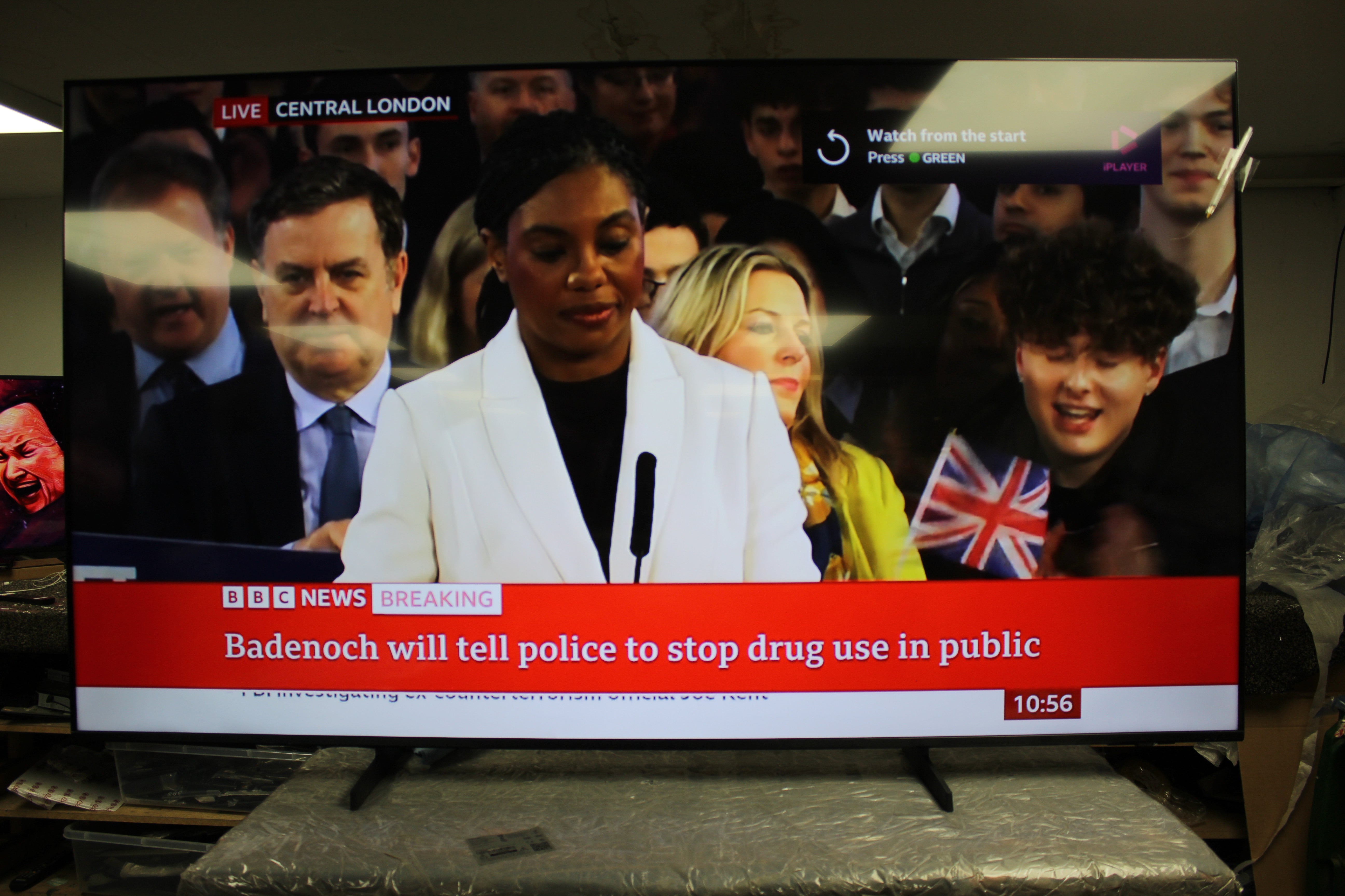 75" Samsung UE75U8000F 4K HDR Crystal Smart LED TV