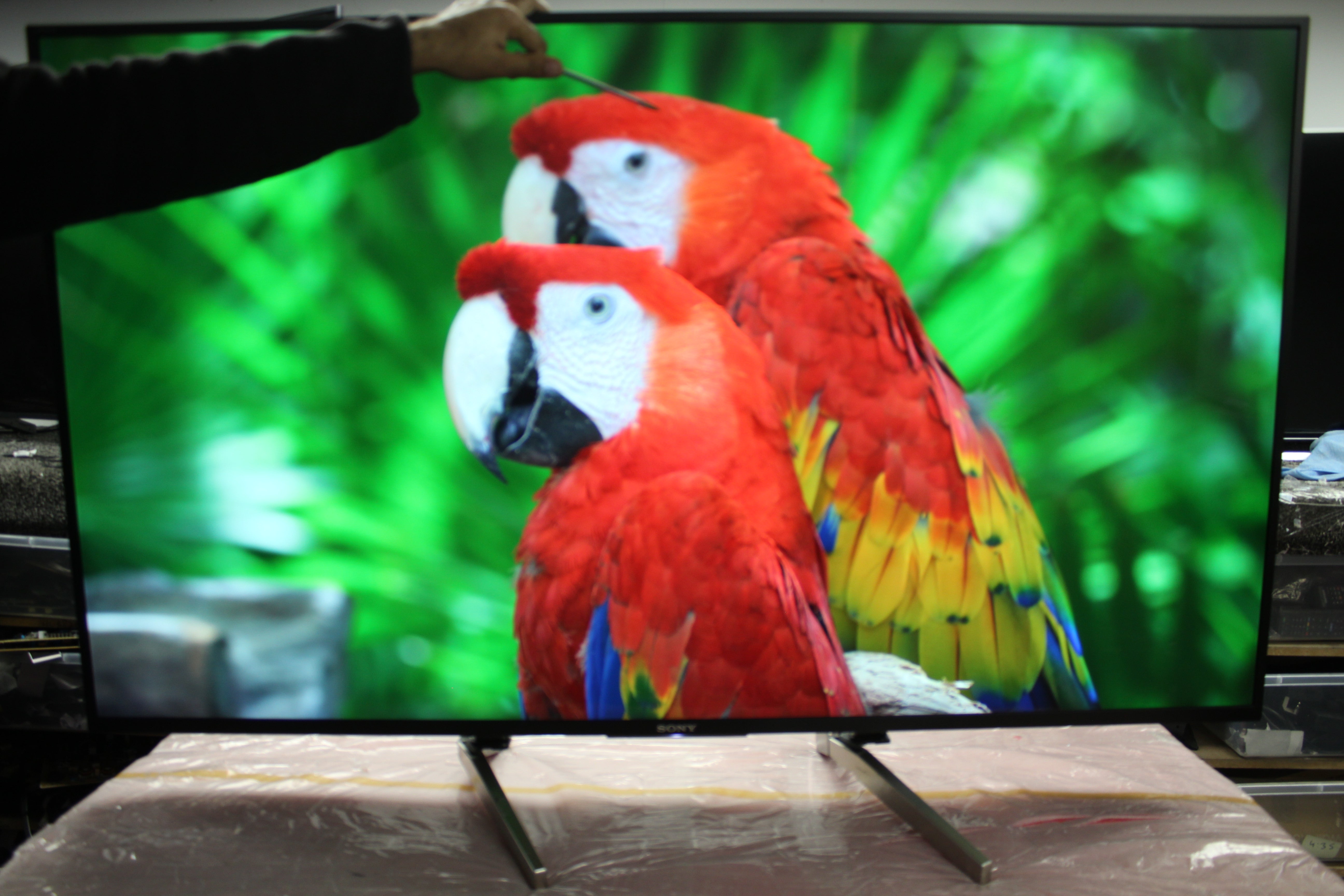 55" Sony KD55XF8096BU 4K Ultra HD HDR Android Smart LED TV