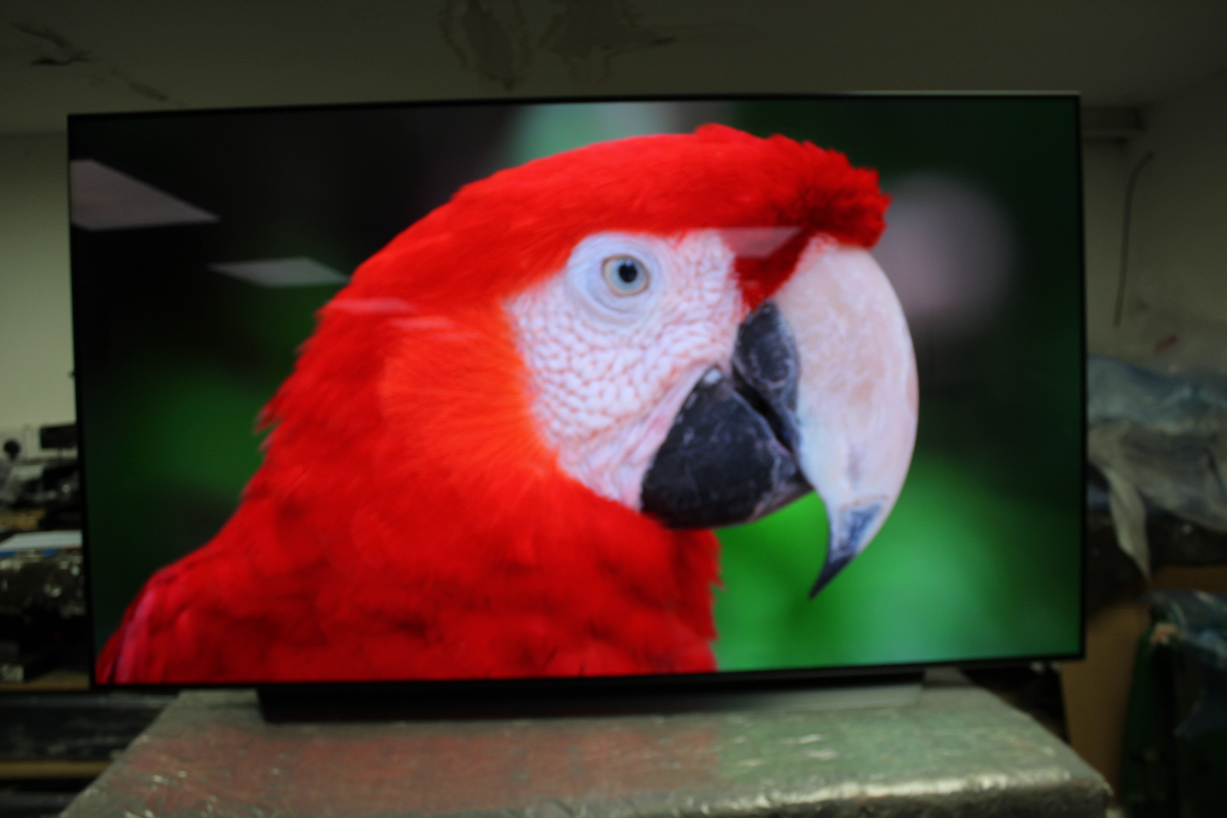 65" LG OLED65C9PLA 4K HDR Smart OLED TV