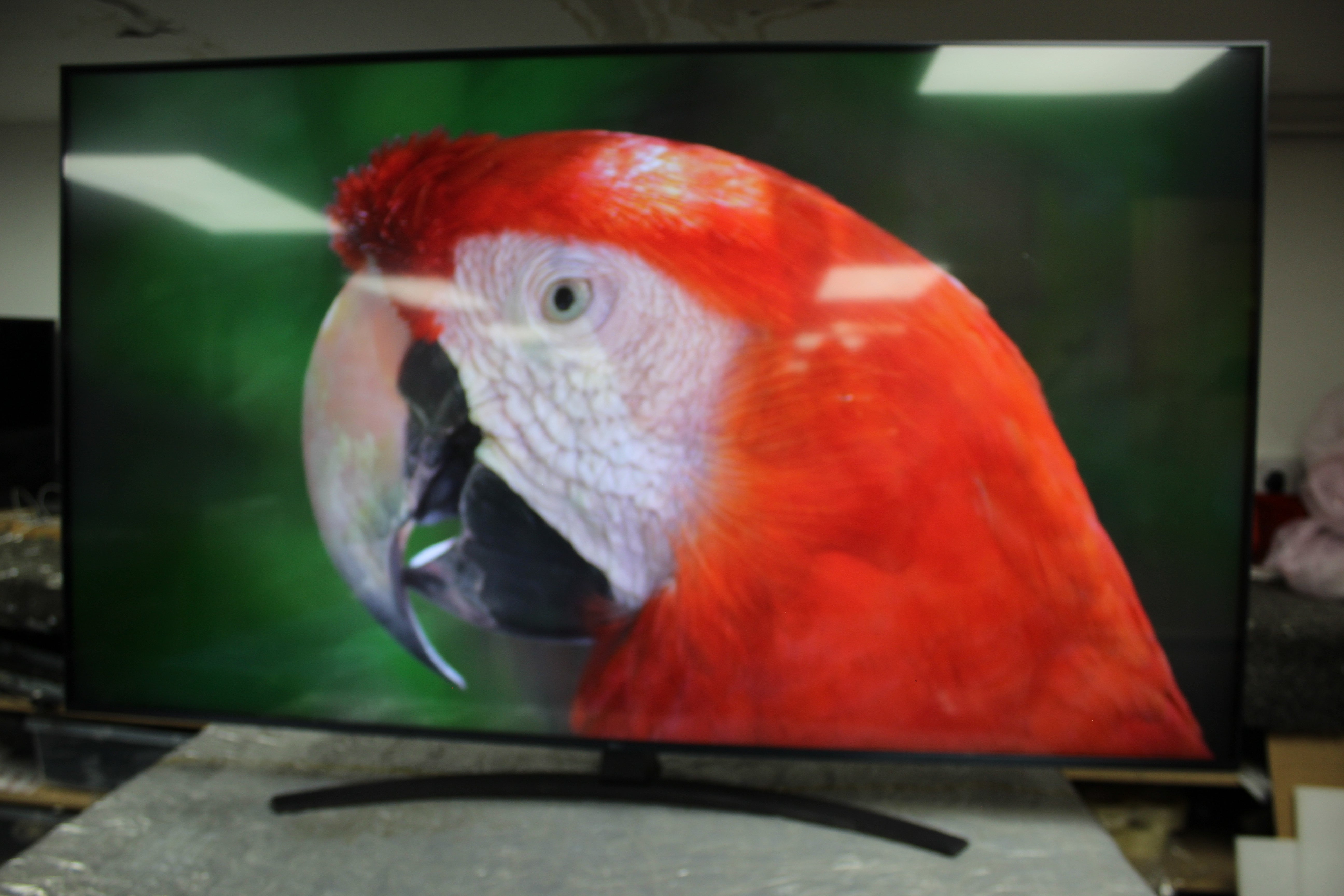 65" LG 65UR81006LJ 4K Ultra HD HDR Smart LED TV