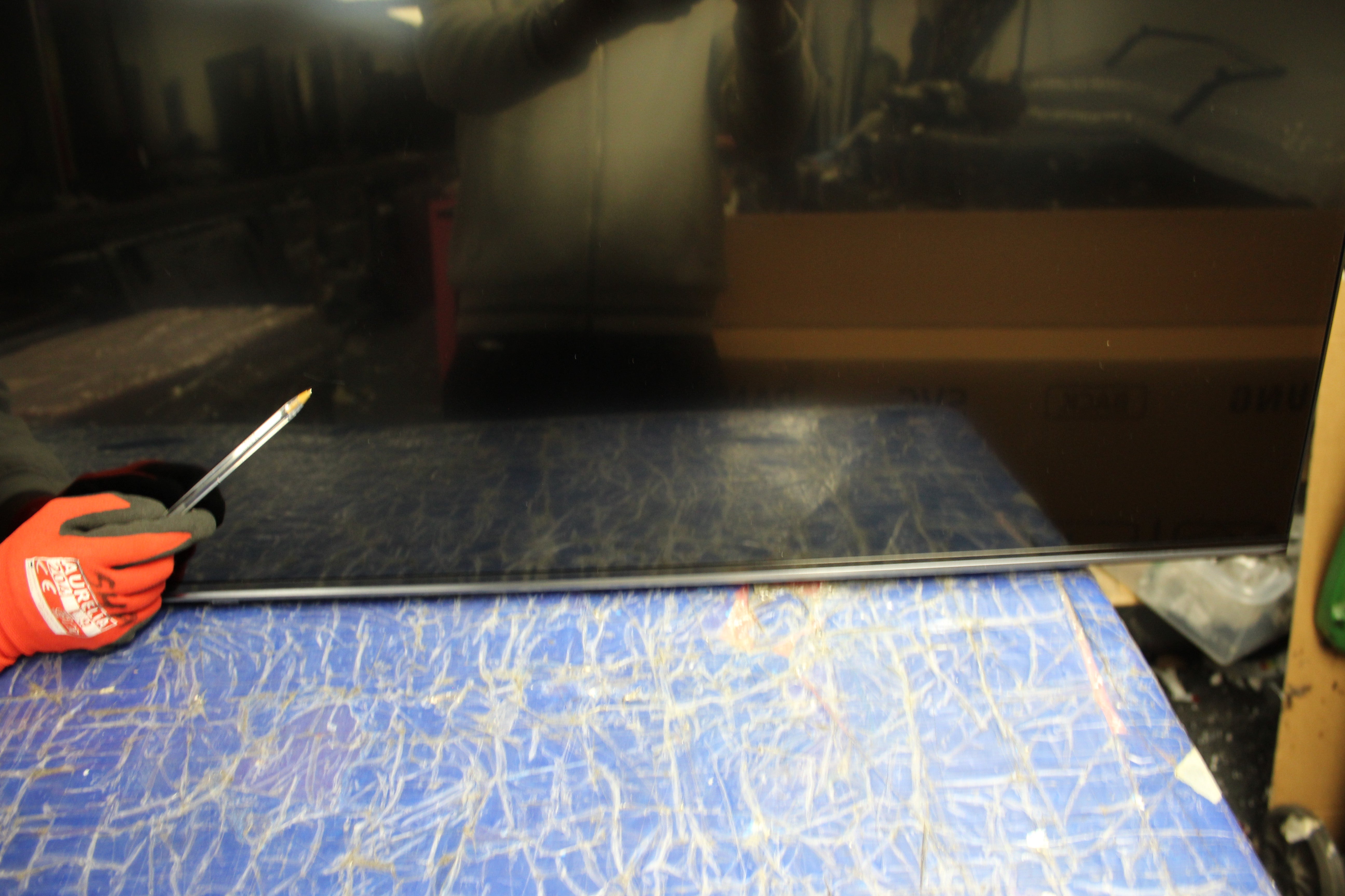 55" Hisense 55U7NQTUK Premium 4K HDR Smart Mini LED TV