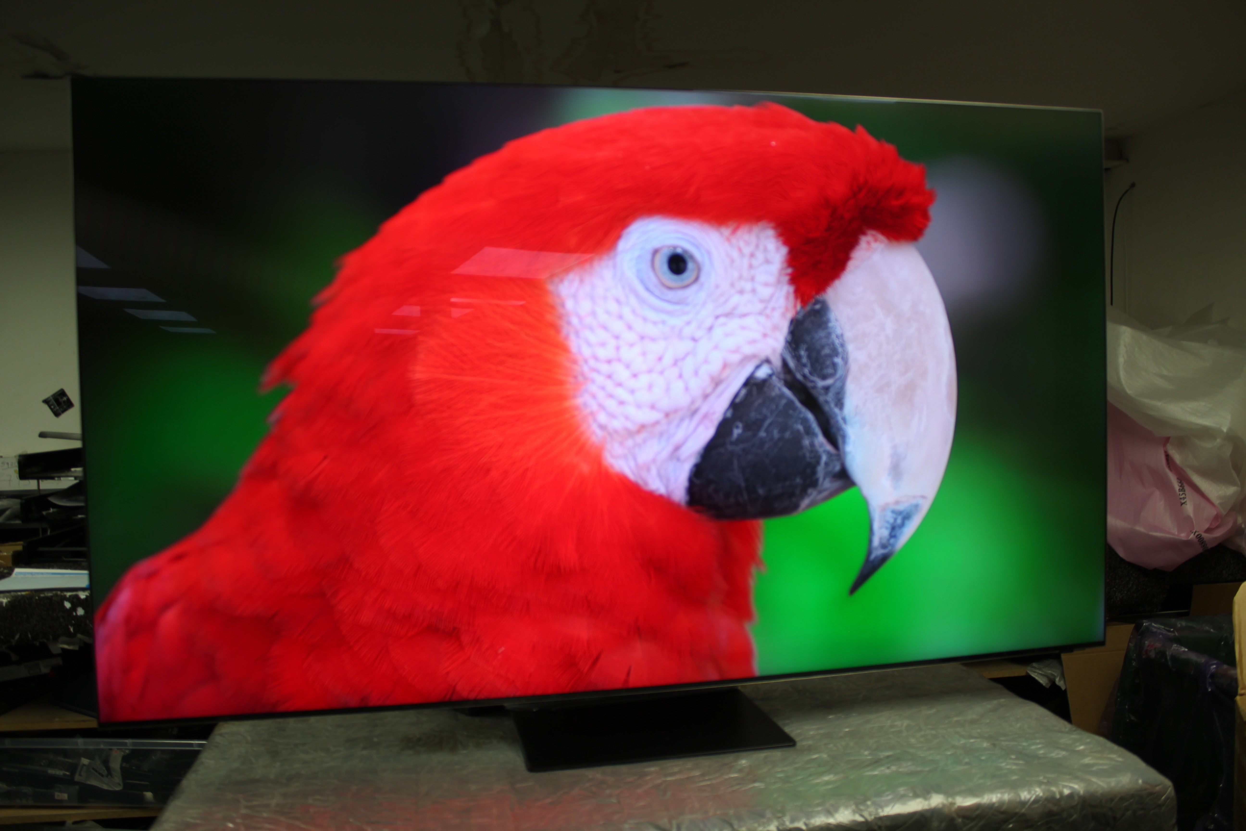 65" Samsung QE65QN900CTXXU Flagship 8K HDR Neo QLED TV