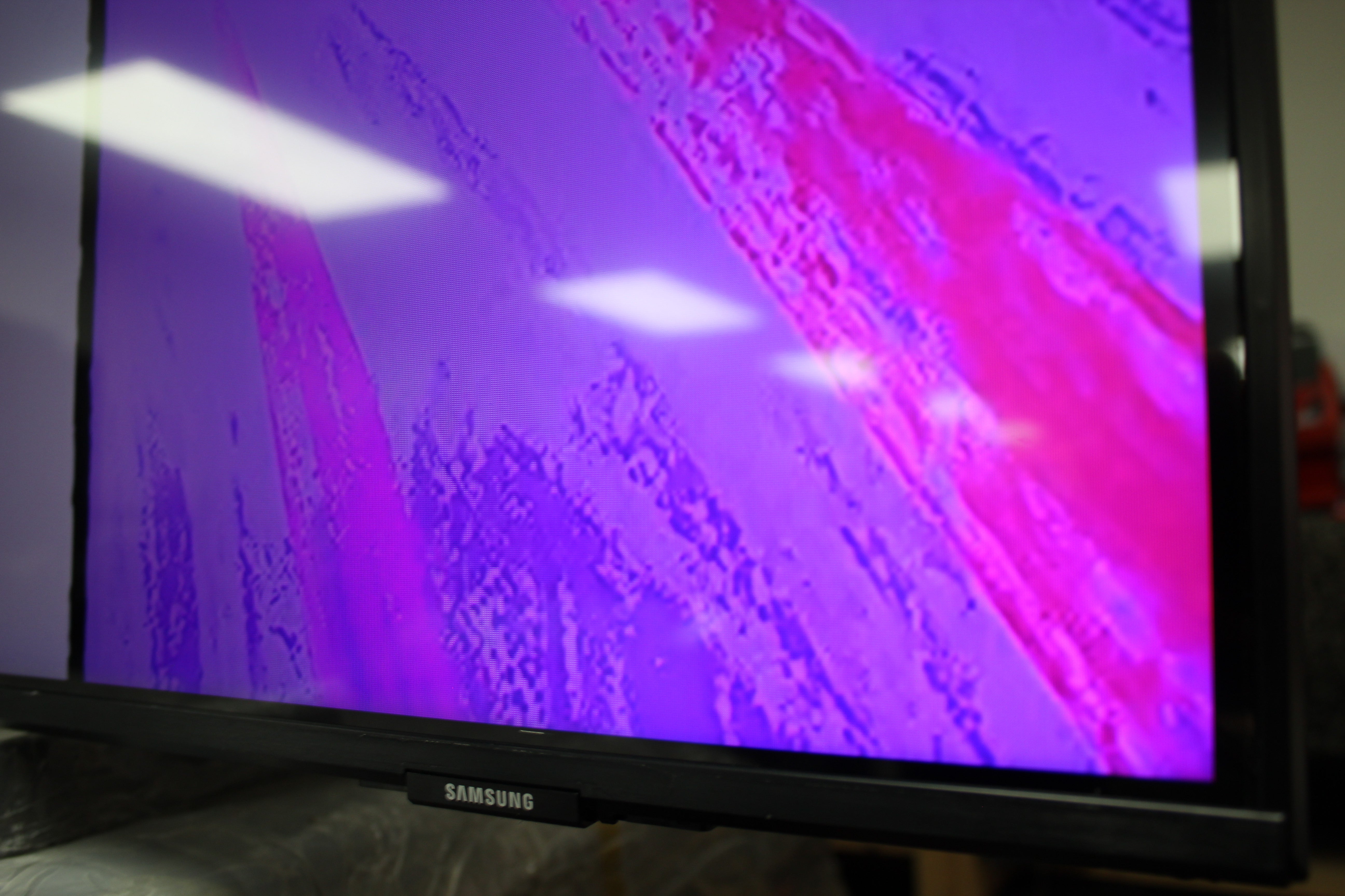 75" Samsung QE75Q60AAUXXU Quantum 4K HDR Smart QLED TV