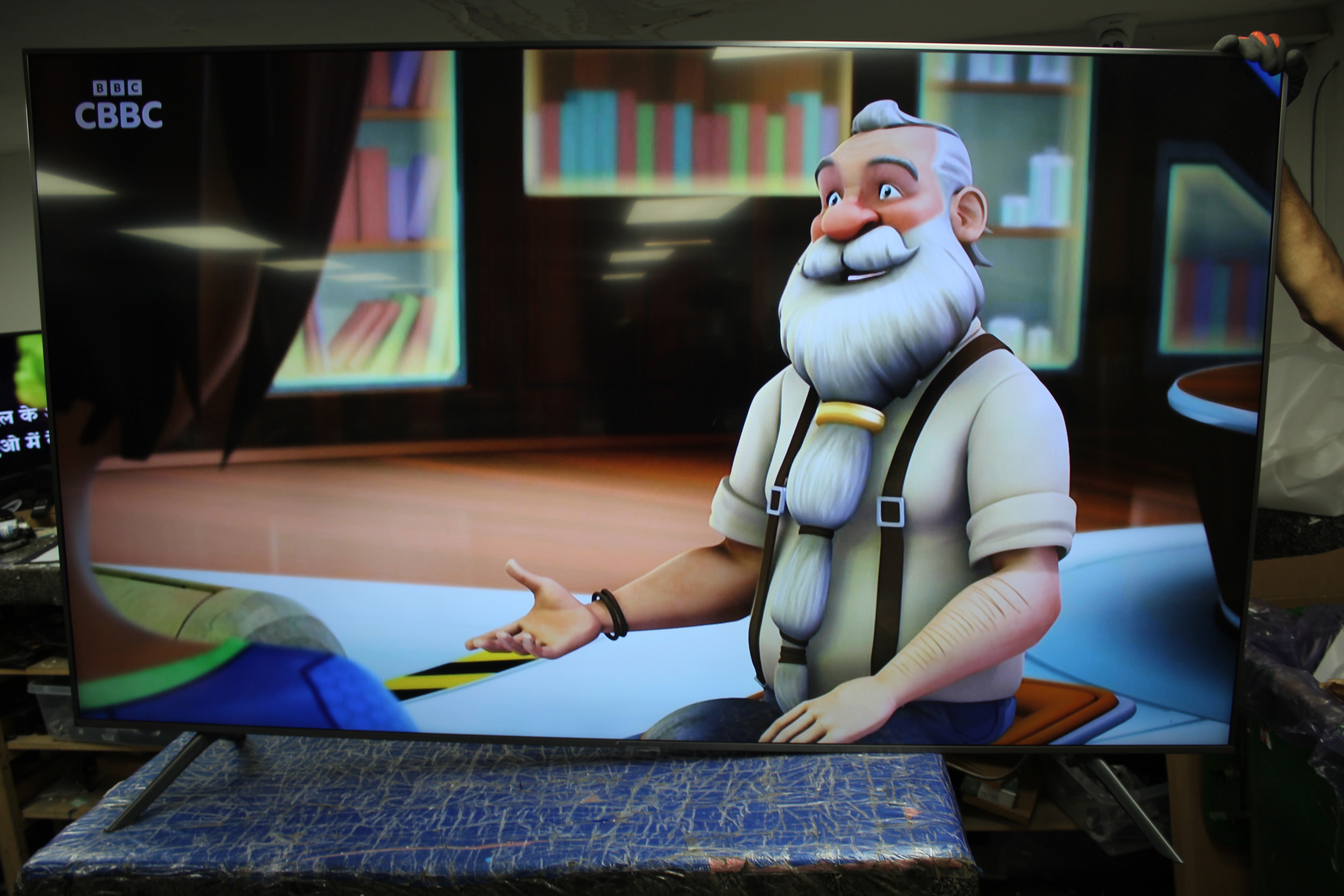 75" Samsung UE75TU7100 4K HDR Crystal Smart LED TV - Electronic World TV