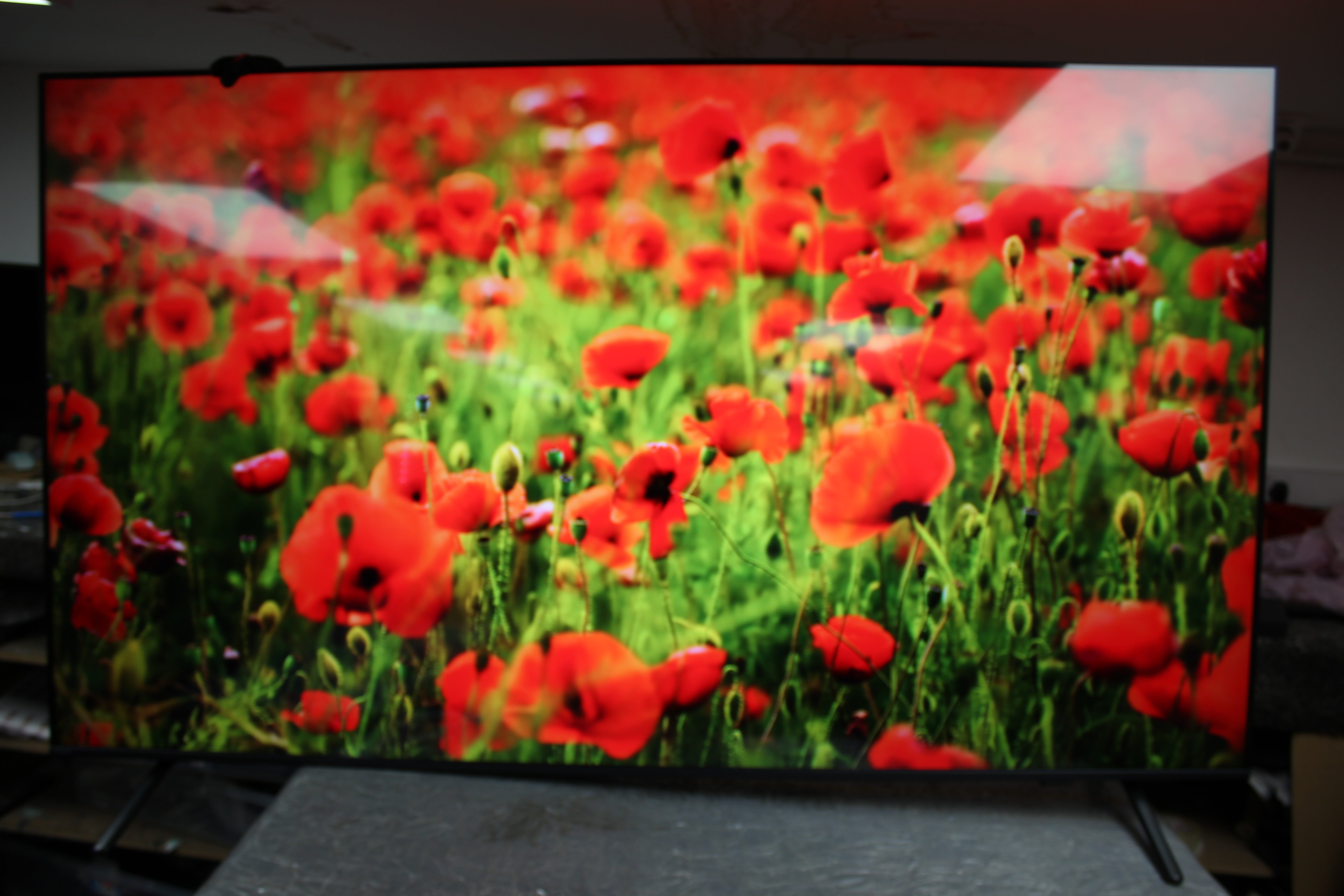 75" Philips 75MLED910/12 Ambilight 4K HDR Smart Mini LED TV