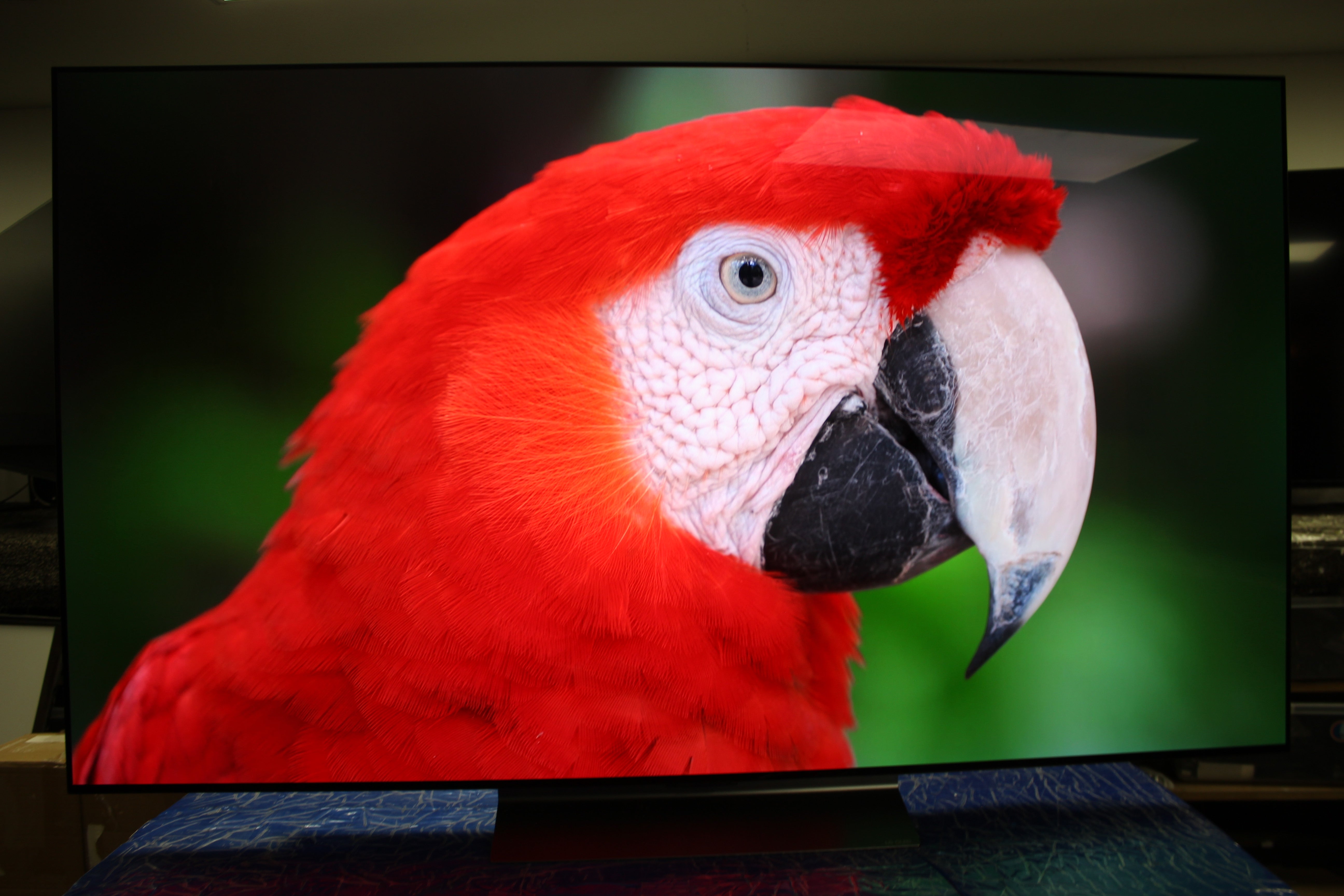 65" LG Evo OLED65C44LA 4K HDR Smart Evo OLED TV