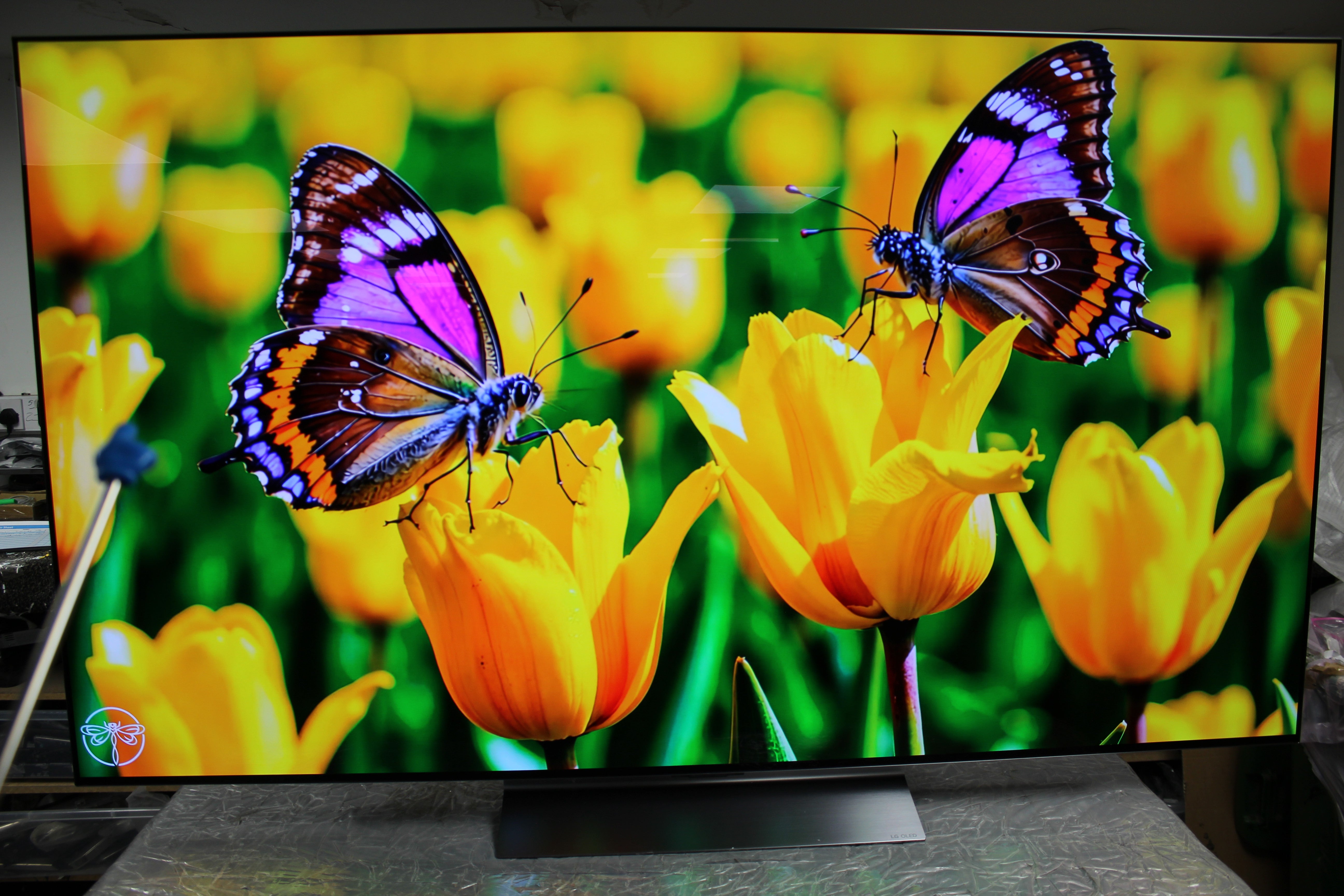 65" LG Evo OLED65C54LA 4K HDR Smart Evo OLED TV