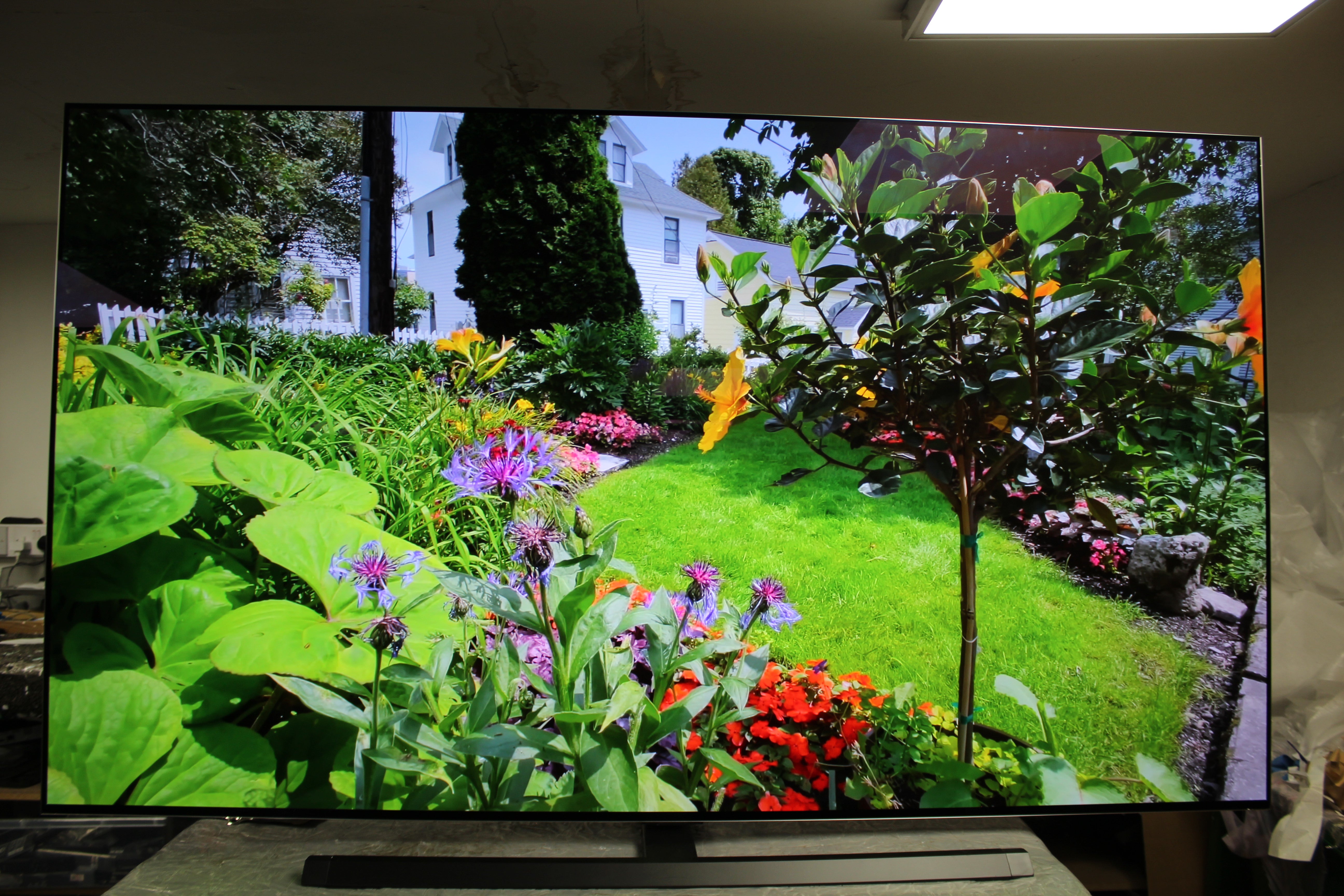 77" LG Evo OLED77G36LA 4K HDR Smart Gallery Edition OLED TV